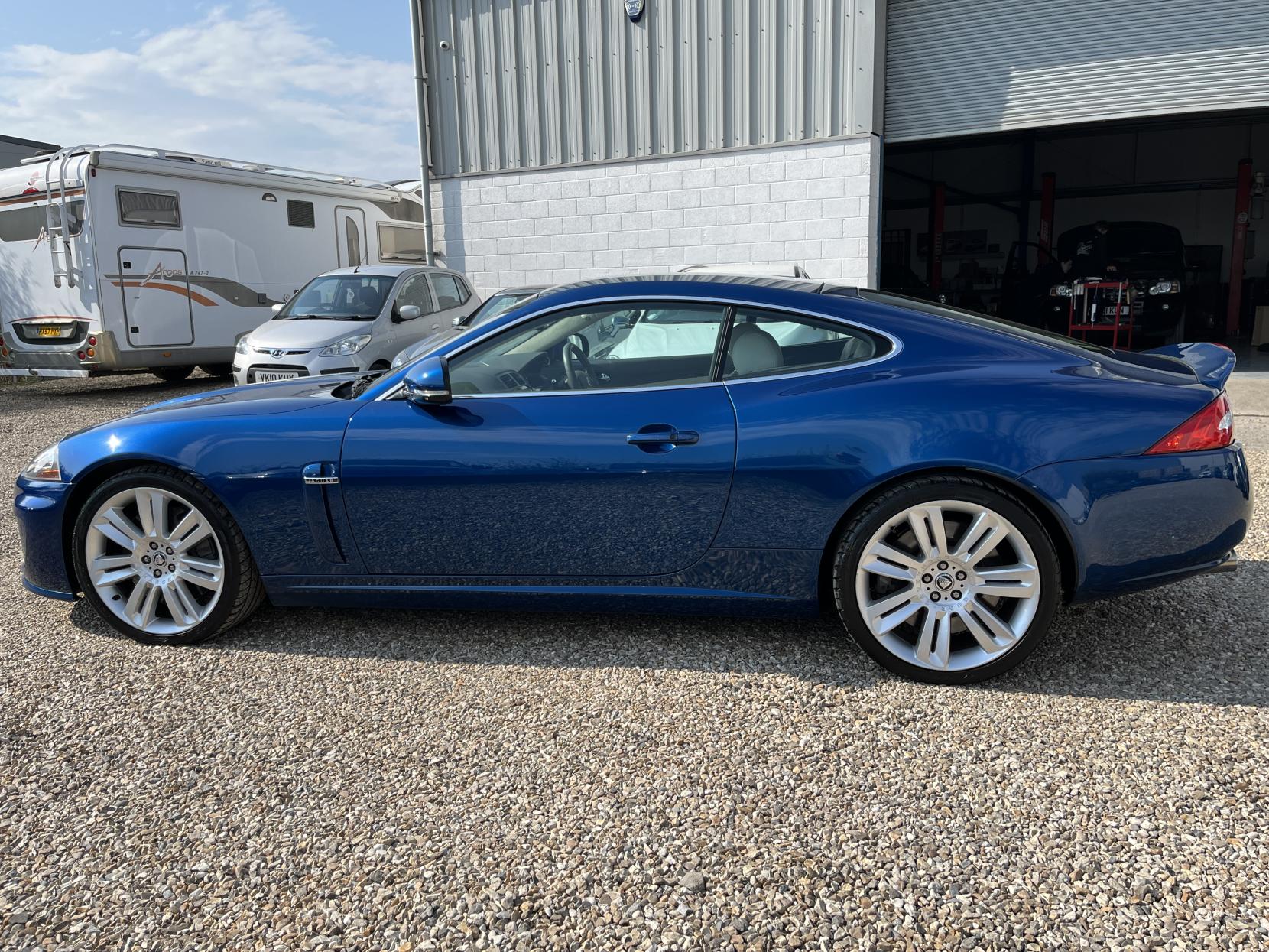 Jaguar XKR 5.0 V8 Coupe 2dr Petrol Auto Euro 5 (510 ps)