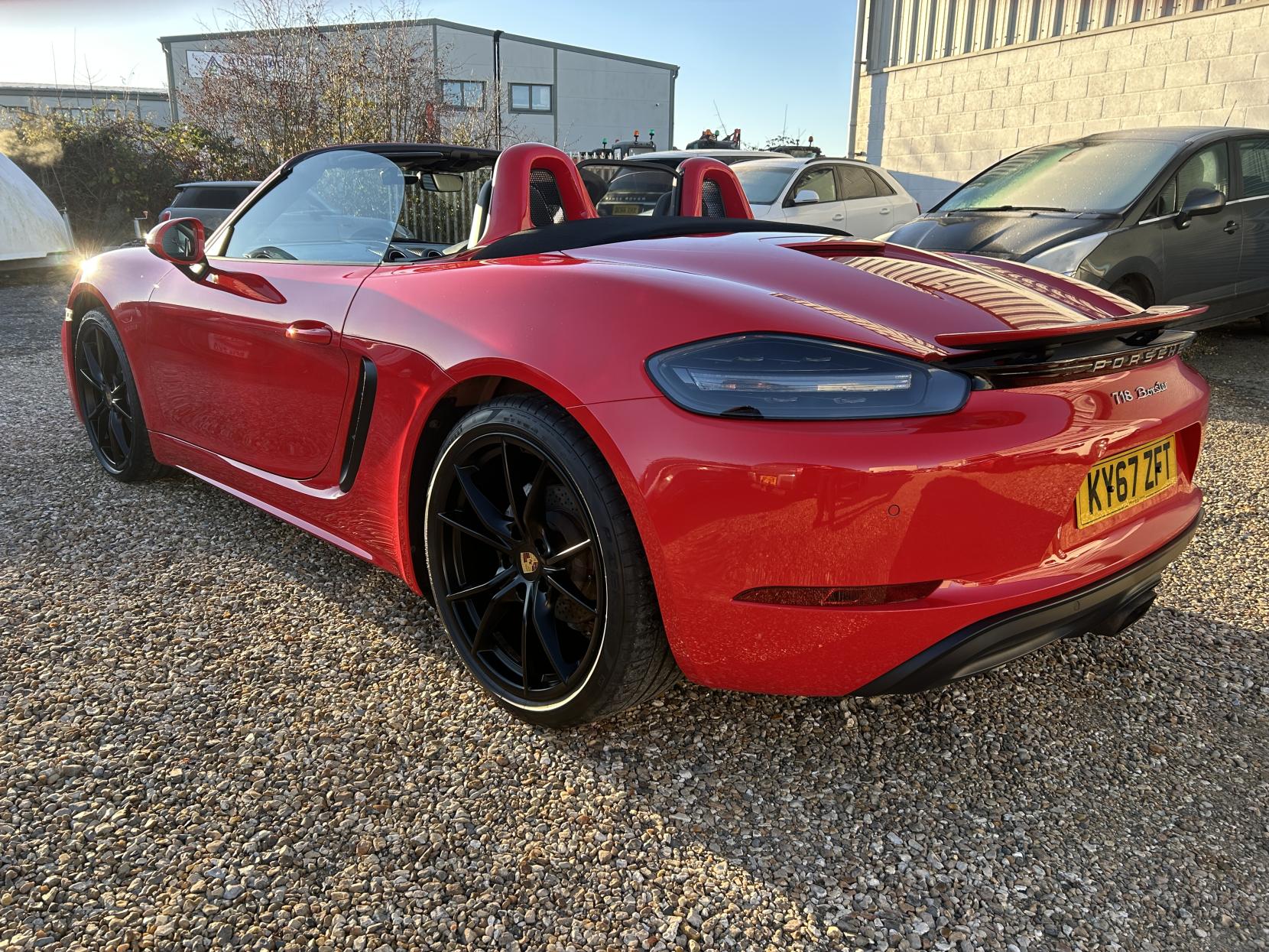 Porsche 718 Boxster 2.0T Convertible 2dr Petrol PDK Euro 6 (s/s) (300 ps)