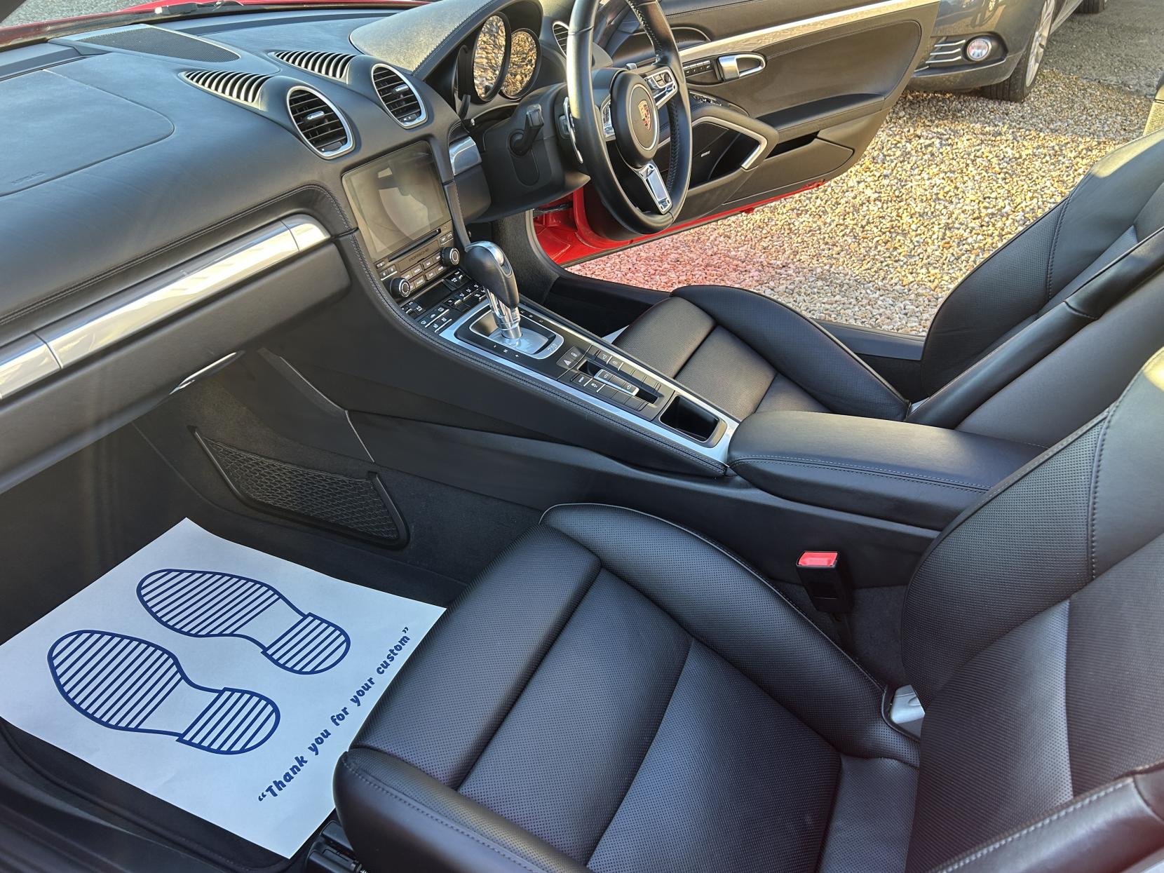 Porsche 718 Boxster 2.0T Convertible 2dr Petrol PDK Euro 6 (s/s) (300 ps)