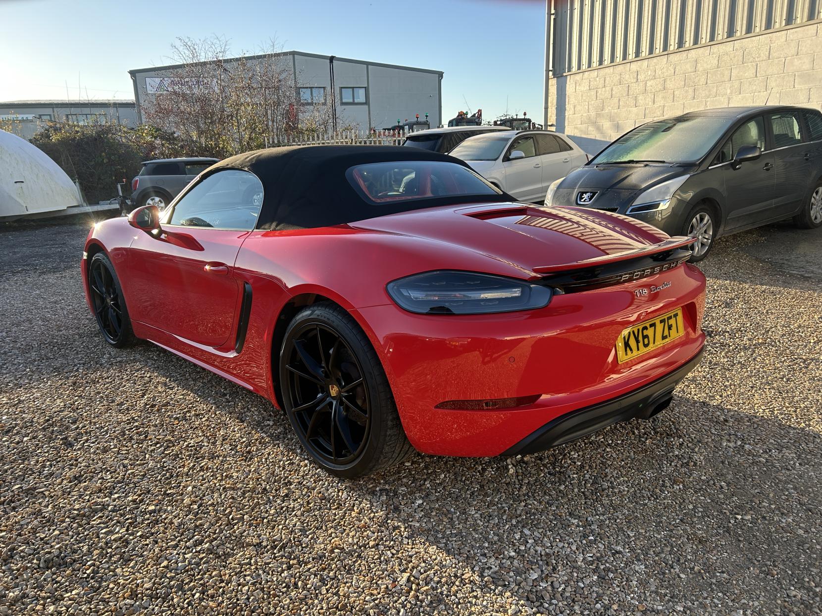 Porsche 718 Boxster 2.0T Convertible 2dr Petrol PDK Euro 6 (s/s) (300 ps)