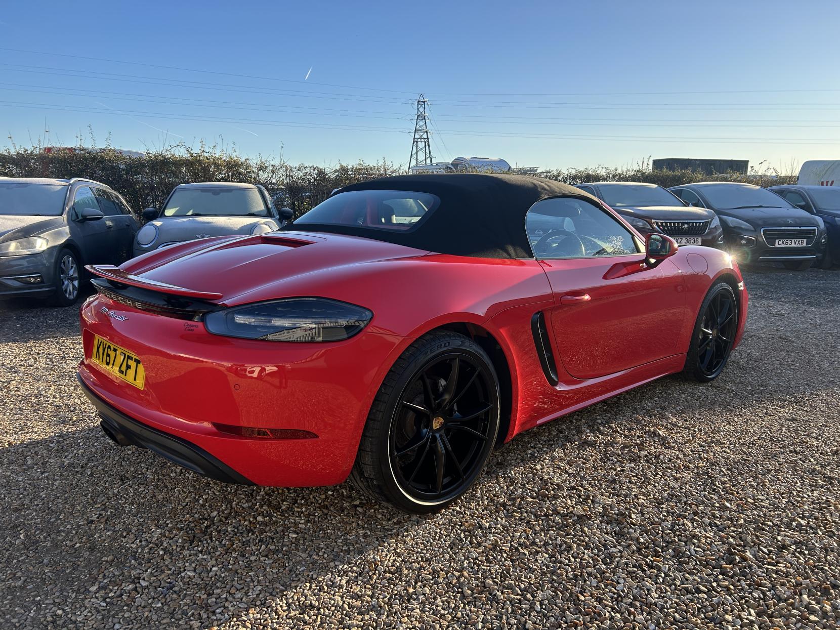 Porsche 718 Boxster 2.0T Convertible 2dr Petrol PDK Euro 6 (s/s) (300 ps)