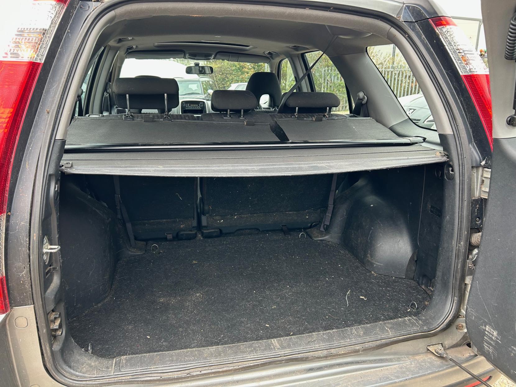 Honda CR-V 2.0 i-VTEC Sport SUV 5dr Petrol Manual (216 g/km, 150 bhp)