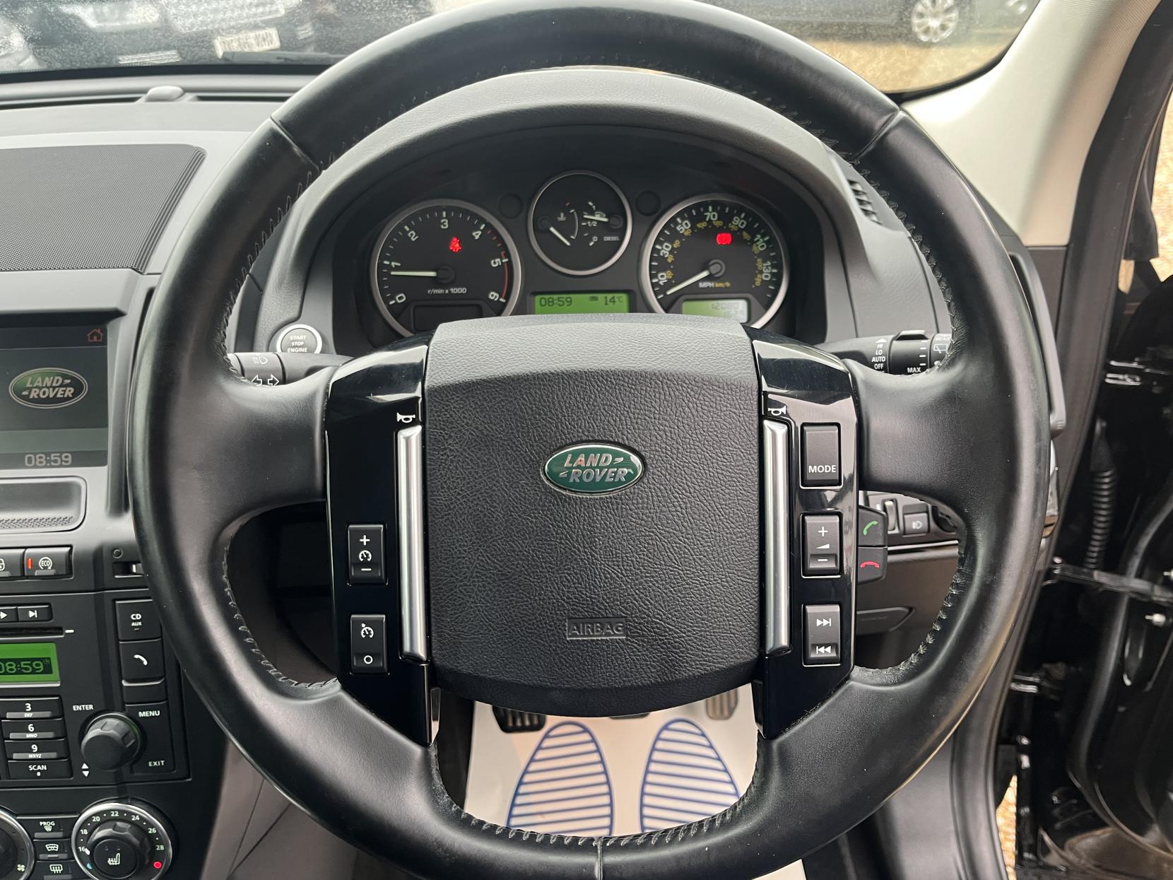 Land Rover Freelander 2 2.2 TD4 XS SUV 5dr Diesel Manual 4WD Euro 5 (s/s) (150 ps)
