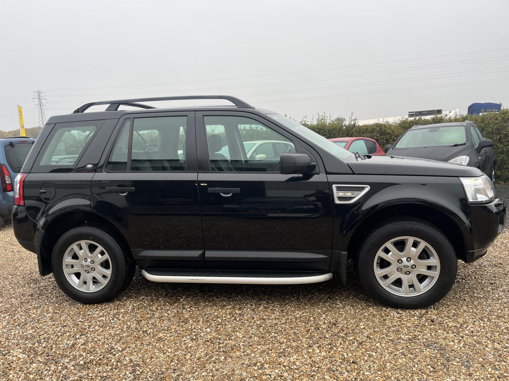 Land Rover Freelander 2 2.2 TD4 XS SUV 5dr Diesel Manual 4WD Euro 5 (s/s) (150 ps)