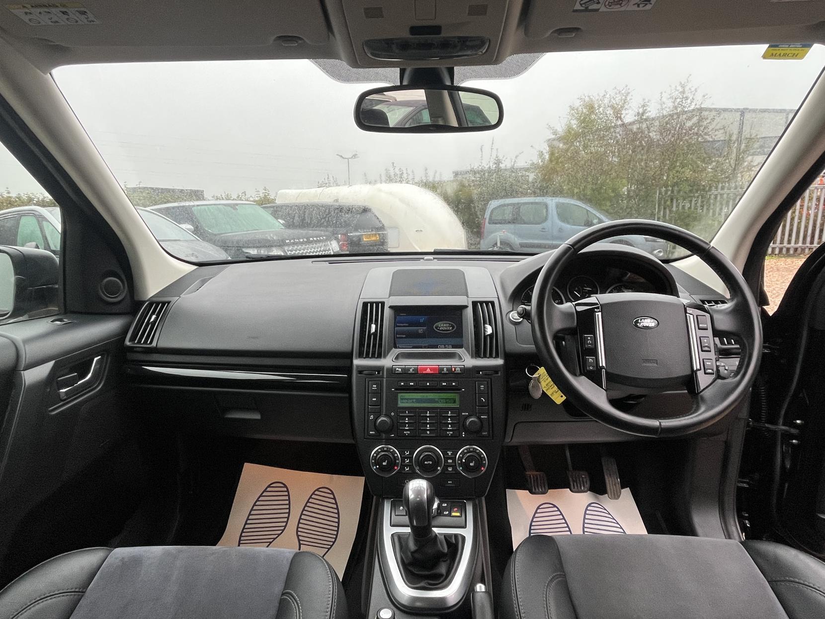 Land Rover Freelander 2 2.2 TD4 XS SUV 5dr Diesel Manual 4WD Euro 5 (s/s) (150 ps)