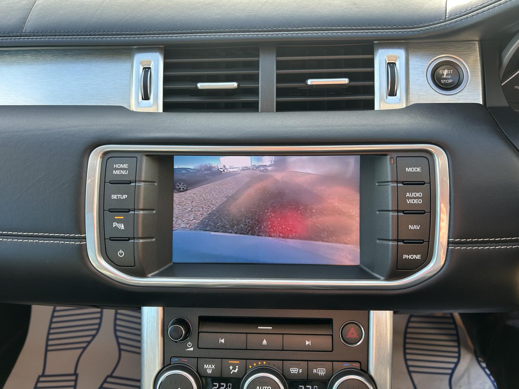 Land Rover Range Rover Evoque 2.2 SD4 Prestige SUV 5dr Diesel Auto 4WD Euro 5 (190 ps)