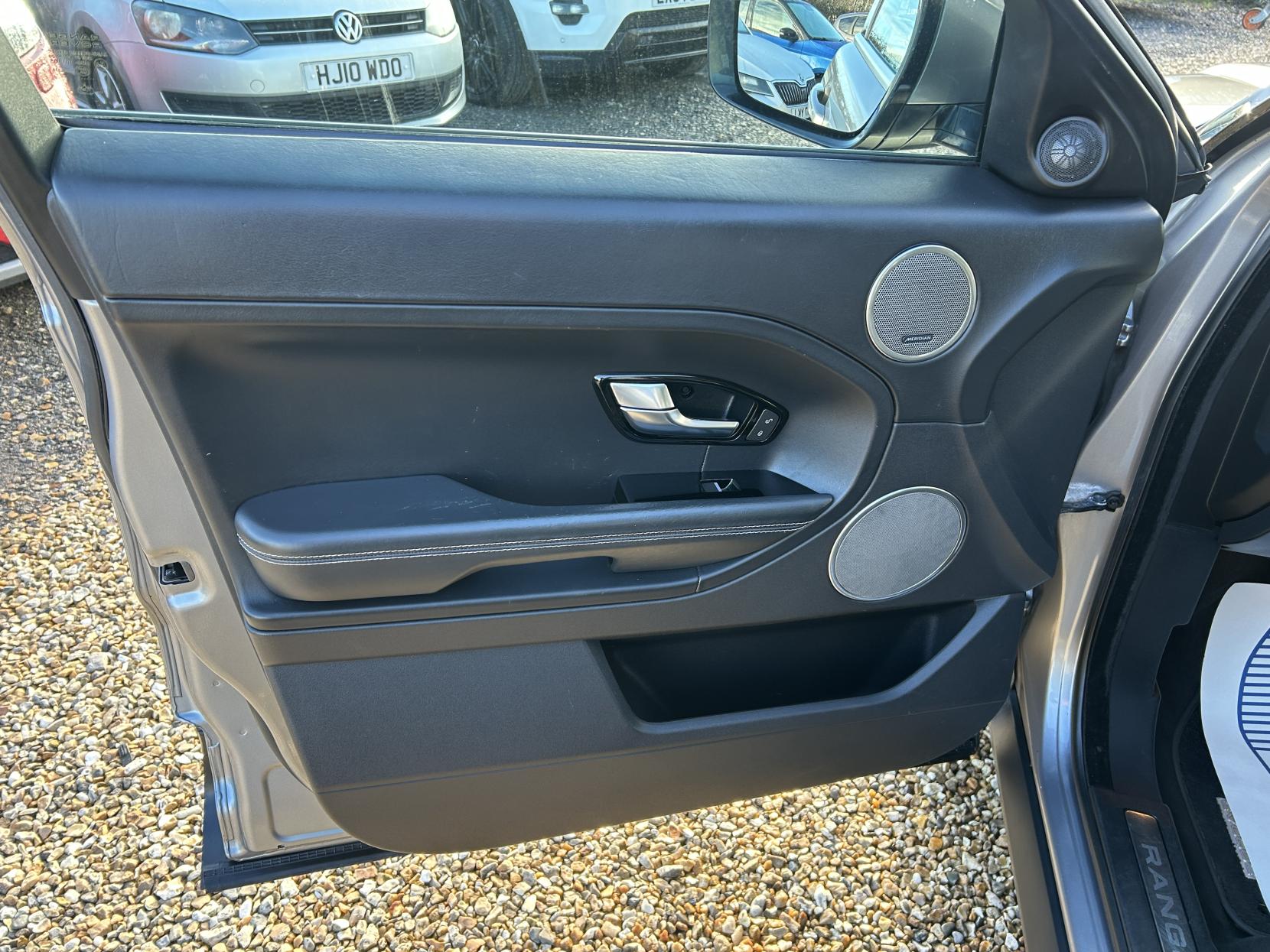 Land Rover Range Rover Evoque 2.2 SD4 Prestige SUV 5dr Diesel Auto 4WD Euro 5 (190 ps)