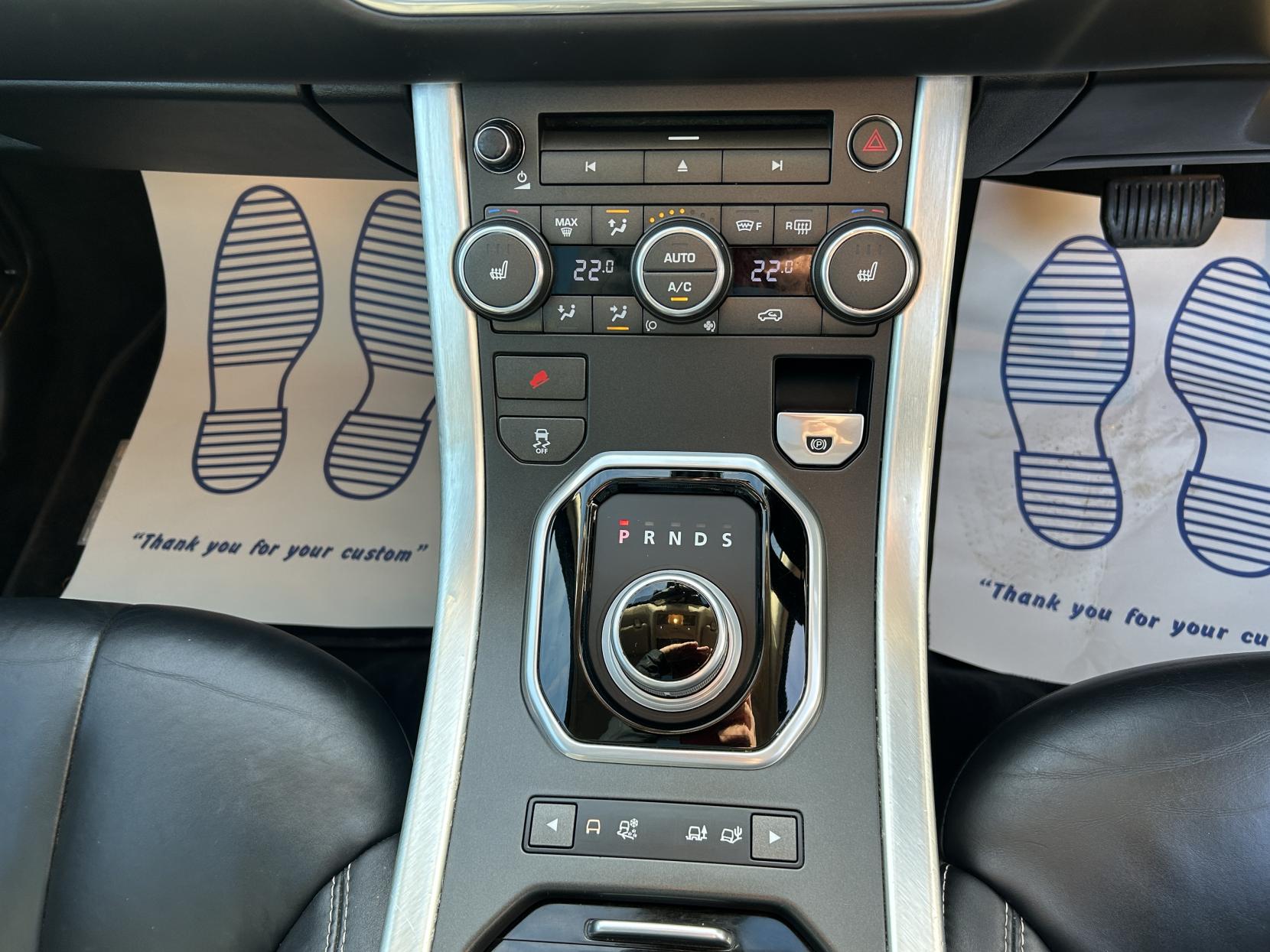 Land Rover Range Rover Evoque 2.2 SD4 Prestige SUV 5dr Diesel Auto 4WD Euro 5 (190 ps)