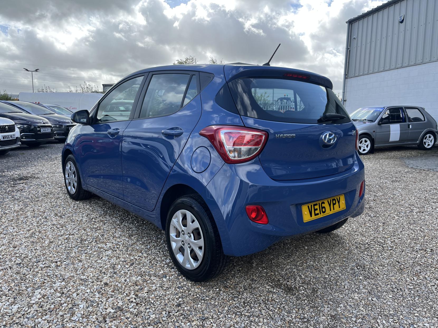 Hyundai i10 1.0 SE Hatchback 5dr Petrol Manual Euro 5 (66 ps)