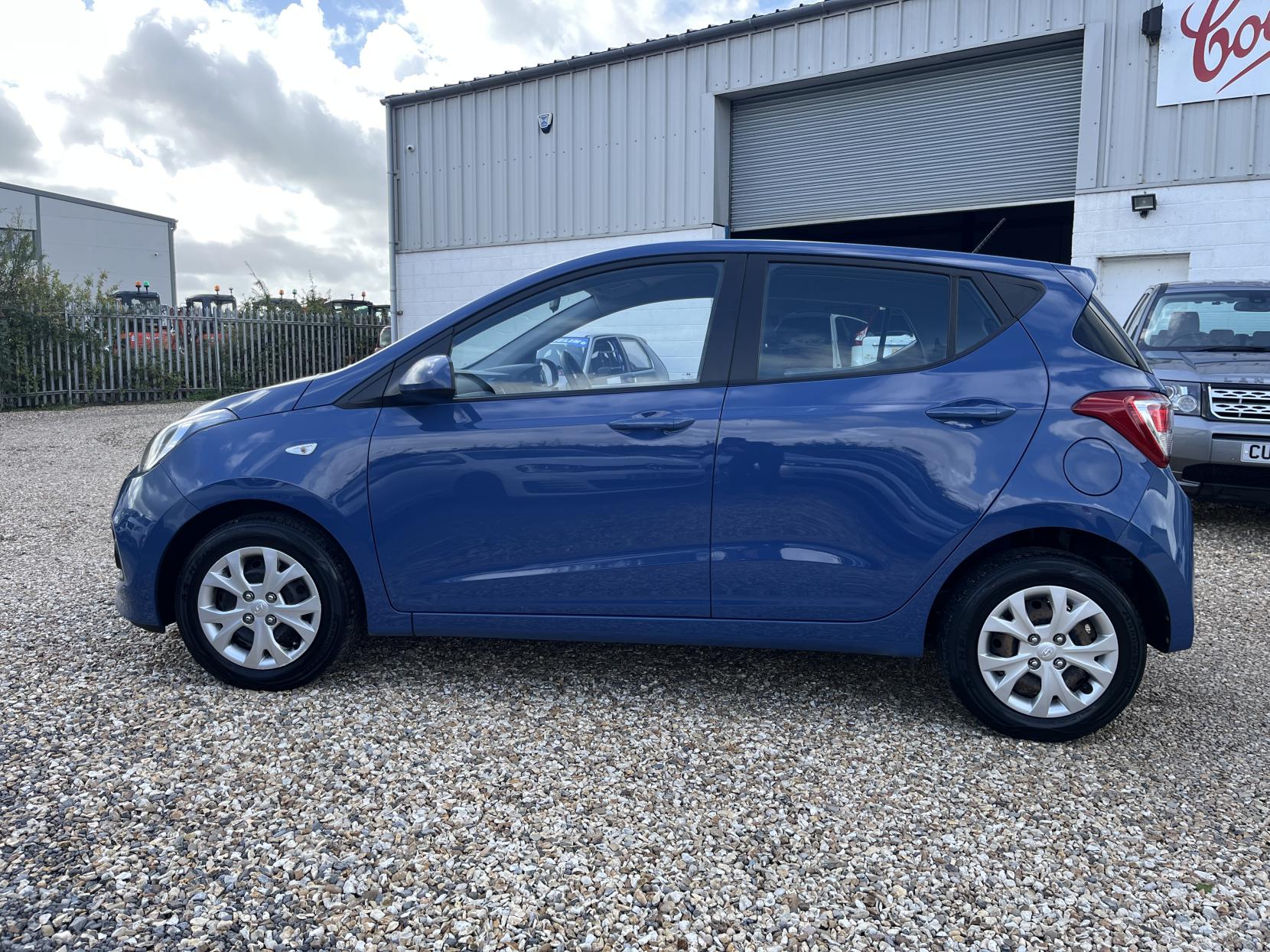Hyundai i10 1.0 SE Hatchback 5dr Petrol Manual Euro 5 (66 ps)