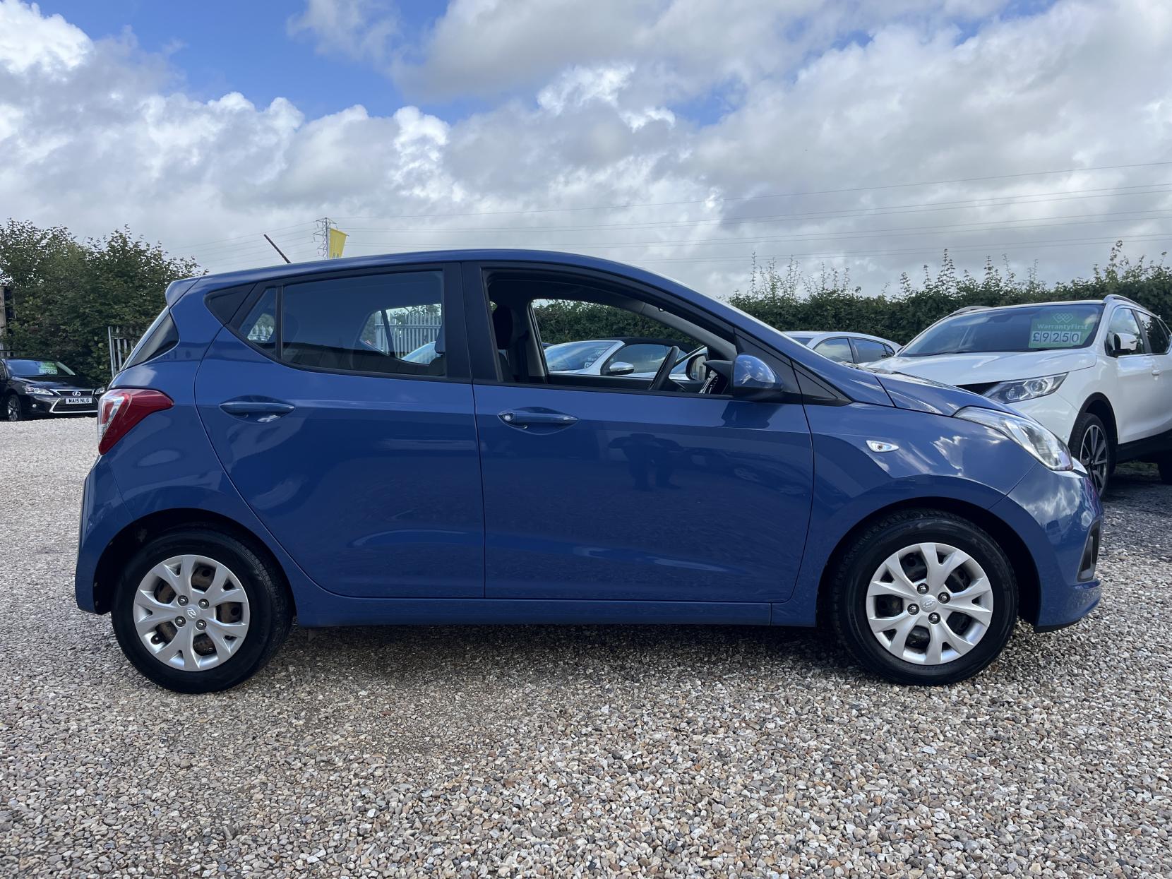 Hyundai i10 1.0 SE Hatchback 5dr Petrol Manual Euro 5 (66 ps)