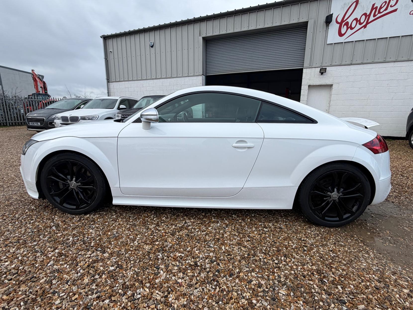 Audi TTS 2.0 TFSI Coupe 3dr Petrol S Tronic quattro Euro 4 (272 ps)