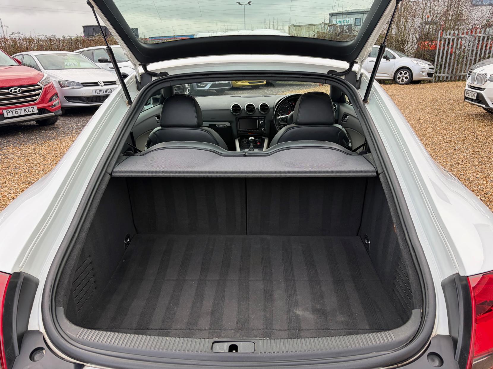 Audi TTS 2.0 TFSI Coupe 3dr Petrol S Tronic quattro Euro 4 (272 ps)