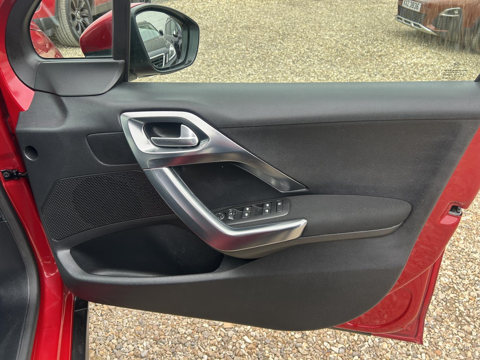 Peugeot 2008 1.6 BlueHDi Allure SUV 5dr Diesel Manual Euro 6 (s/s) (100 ps)