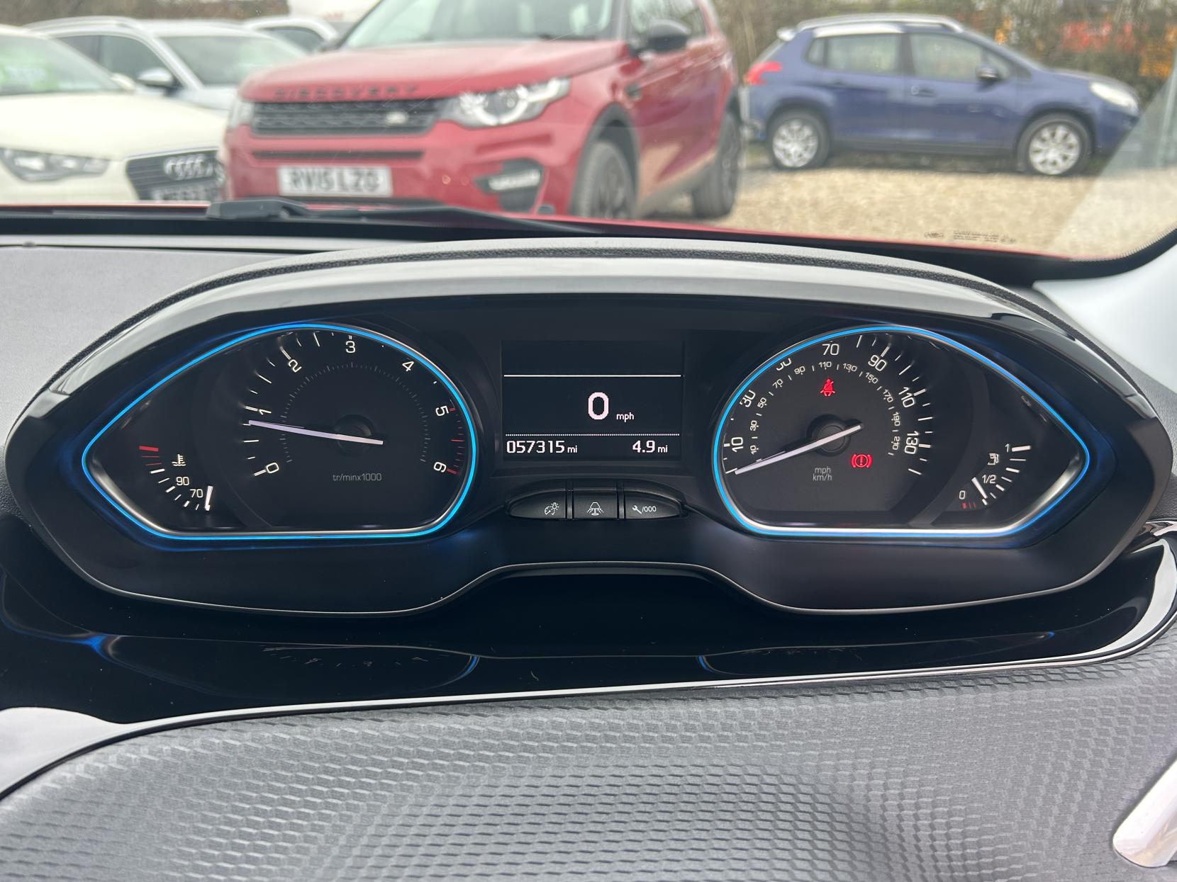 Peugeot 2008 1.6 BlueHDi Allure SUV 5dr Diesel Manual Euro 6 (s/s) (100 ps)