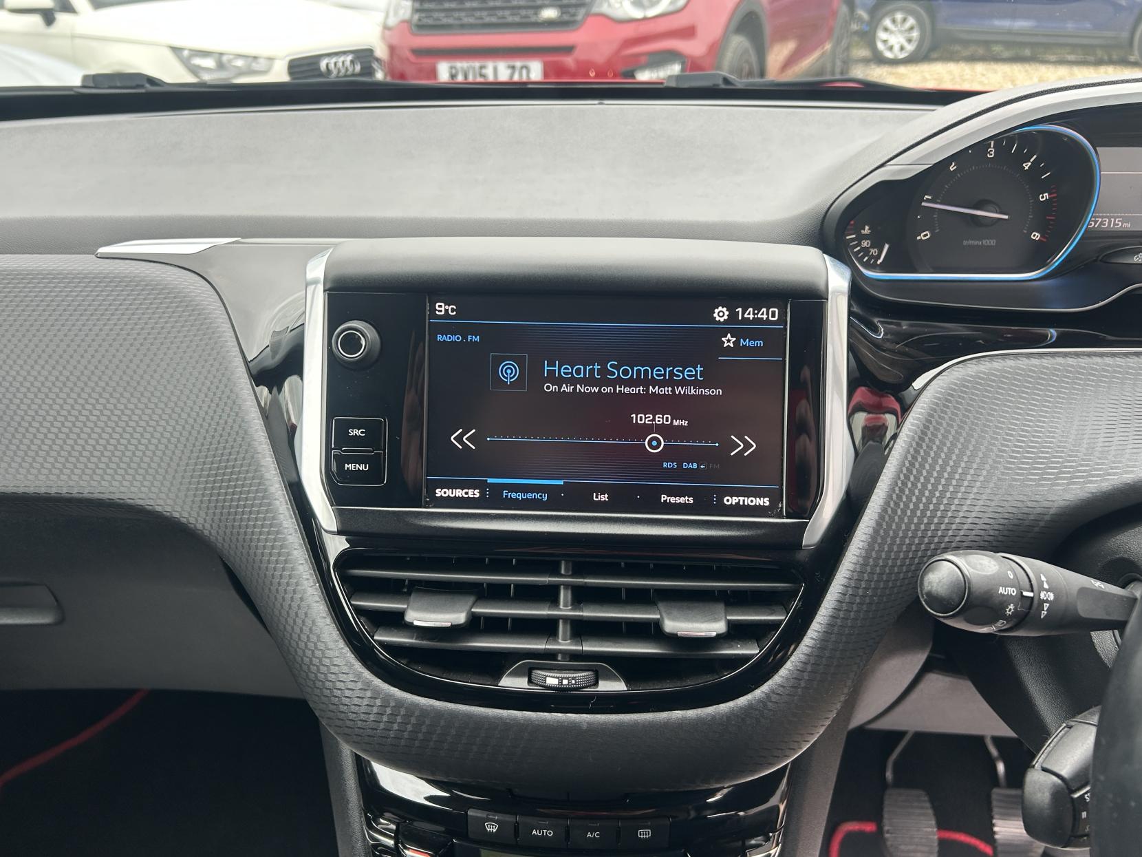 Peugeot 2008 1.6 BlueHDi Allure SUV 5dr Diesel Manual Euro 6 (s/s) (100 ps)