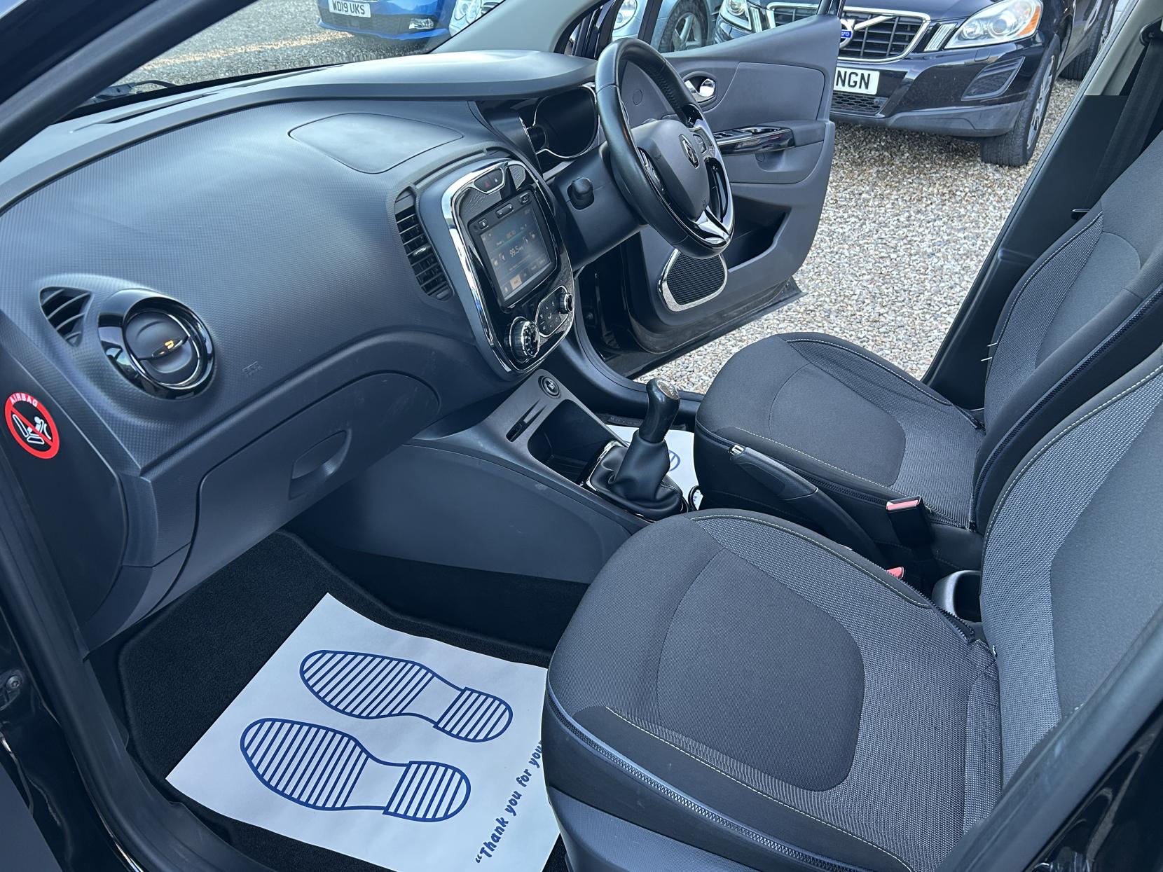 Renault Captur 1.5 dCi ENERGY Dynamique S MediaNav SUV 5dr Diesel Manual Euro 5 (s/s) (90 ps)