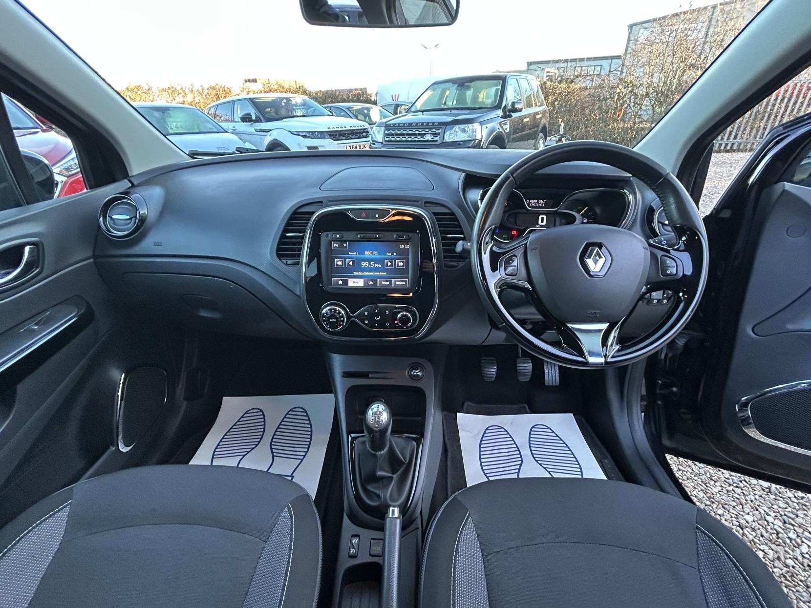 Renault Captur 1.5 dCi ENERGY Dynamique S MediaNav SUV 5dr Diesel Manual Euro 5 (s/s) (90 ps)