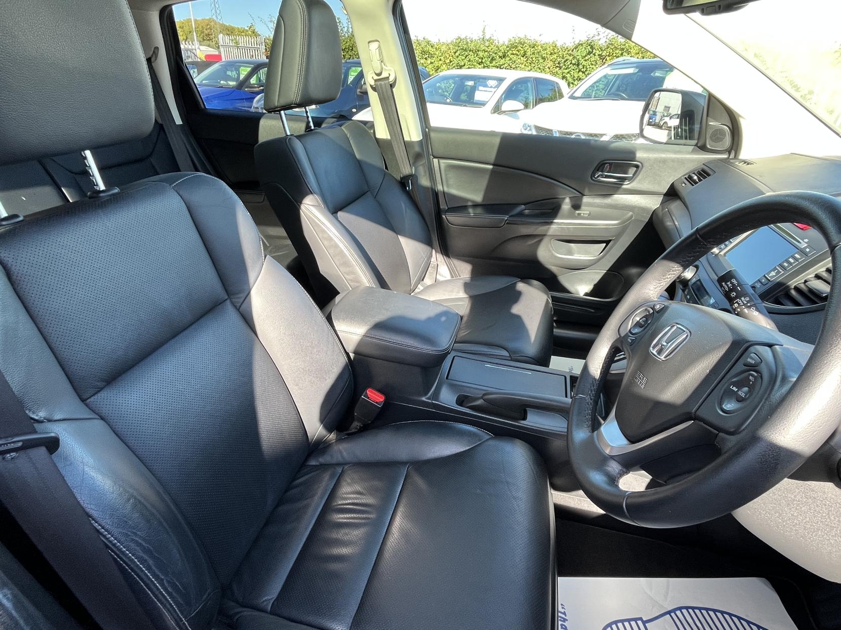 Honda CR-V 2.2 i-DTEC EX SUV 5dr Diesel Auto 4WD Euro 5 (150 ps)