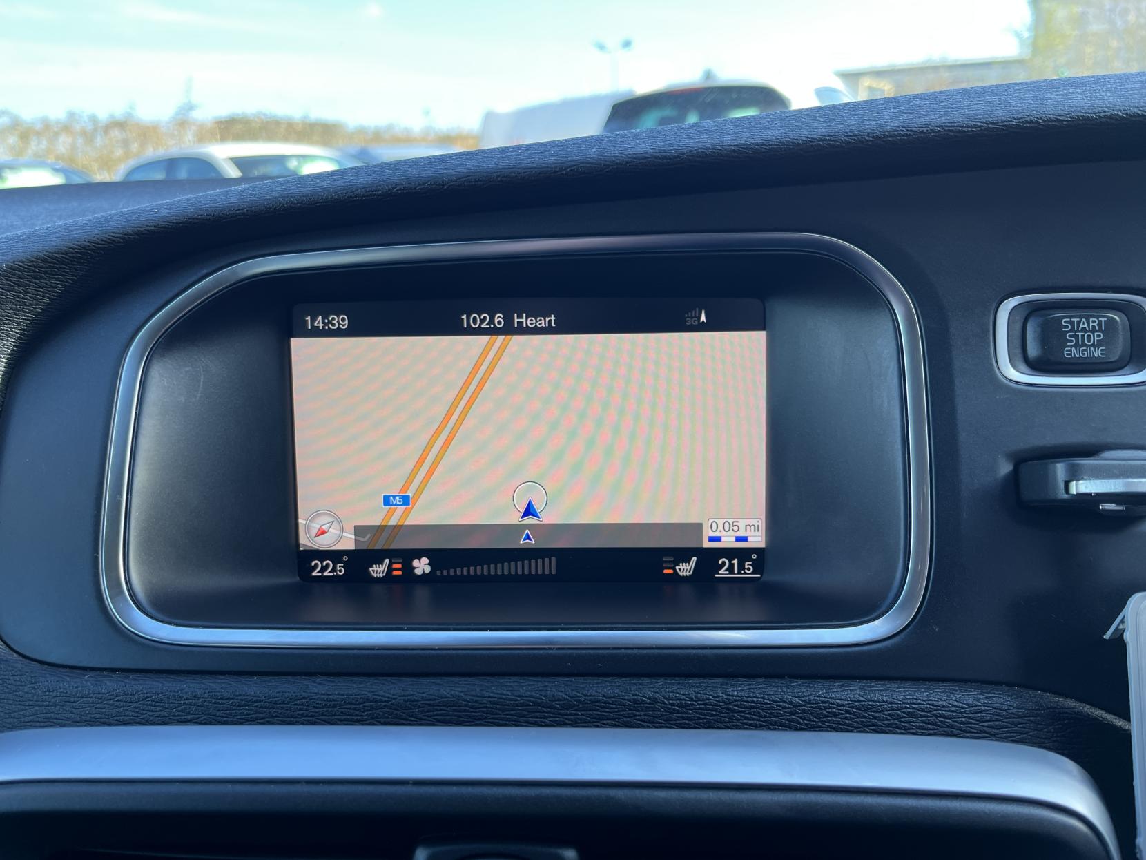 Volvo V40 2.0 D3 Inscription Hatchback 5dr Diesel Auto Euro 6 (s/s) (150 ps)