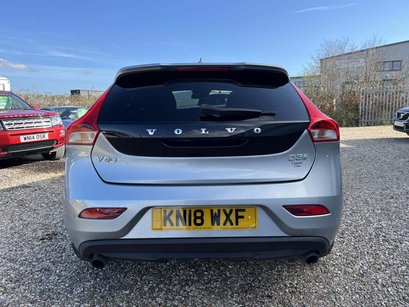 Volvo V40 2.0 D3 Inscription Hatchback 5dr Diesel Auto Euro 6 (s/s) (150 ps)