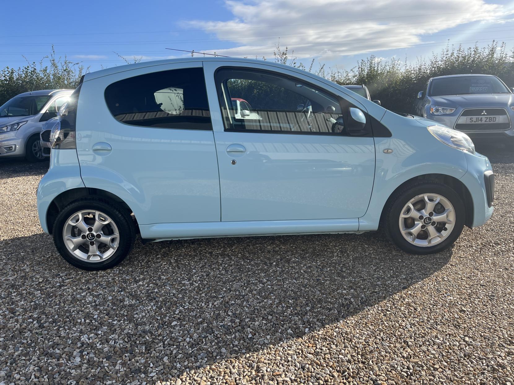 Citroen C1 1.0i VTR+ Hatchback 5dr Petrol Manual Euro 5 (68 ps)