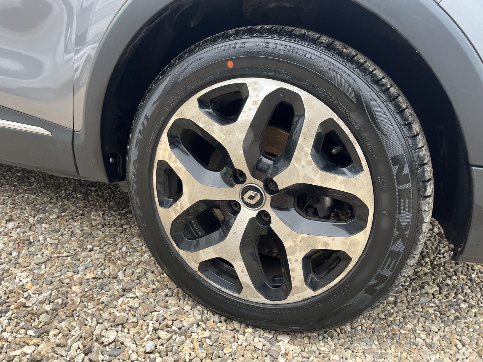 Renault Captur 1.5 dCi ENERGY GT Line SUV 5dr Diesel Manual Euro 6 (s/s) (90 ps)