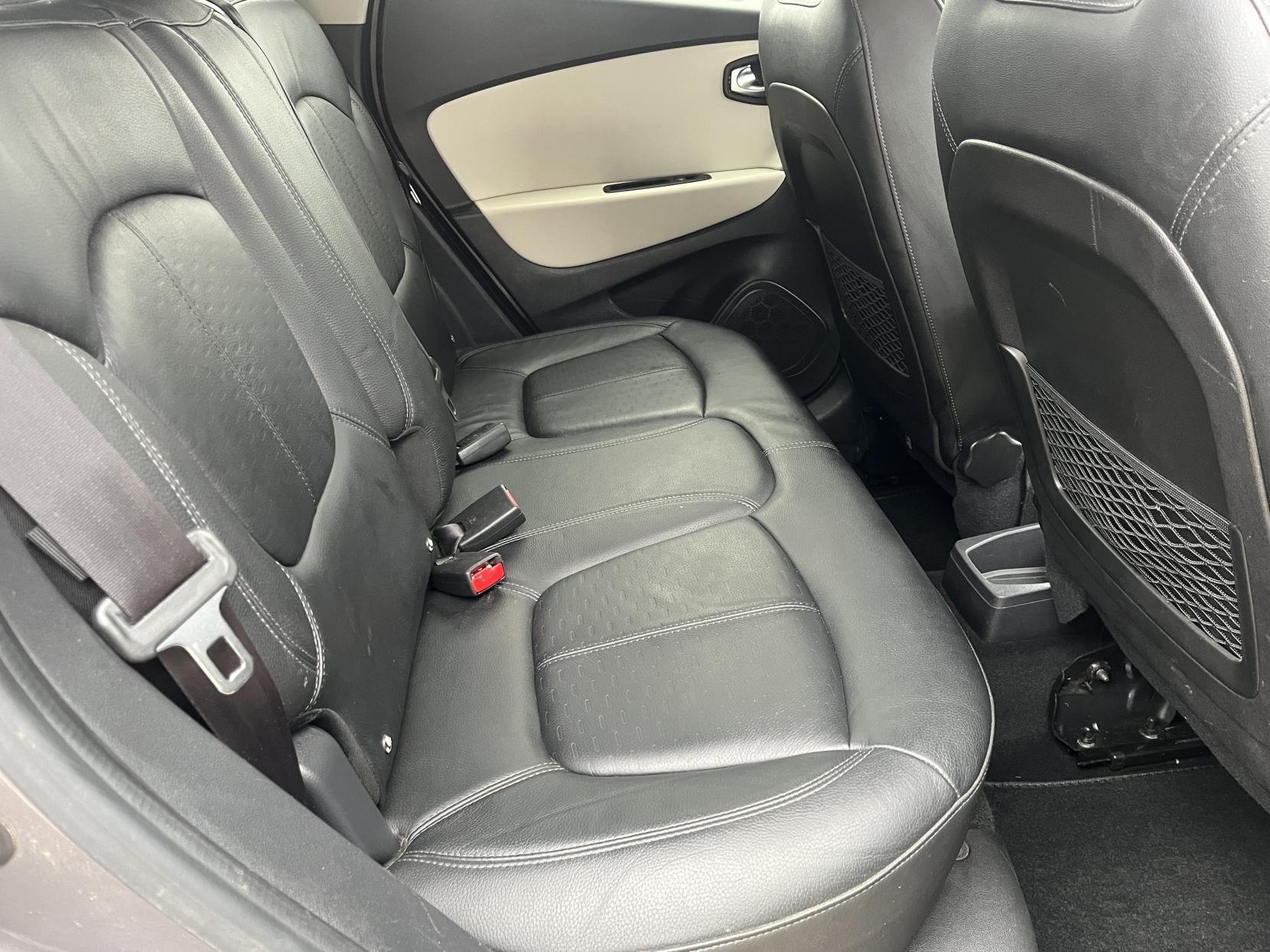 Renault Captur 1.5 dCi ENERGY GT Line SUV 5dr Diesel Manual Euro 6 (s/s) (90 ps)