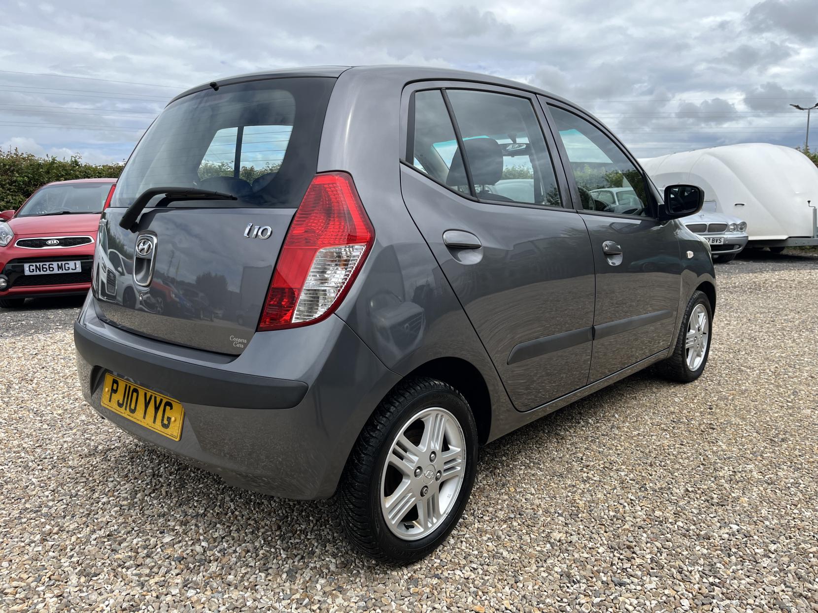 Hyundai i10 1.2 Comfort Hatchback 5dr Petrol Manual Euro 4 (77 bhp)