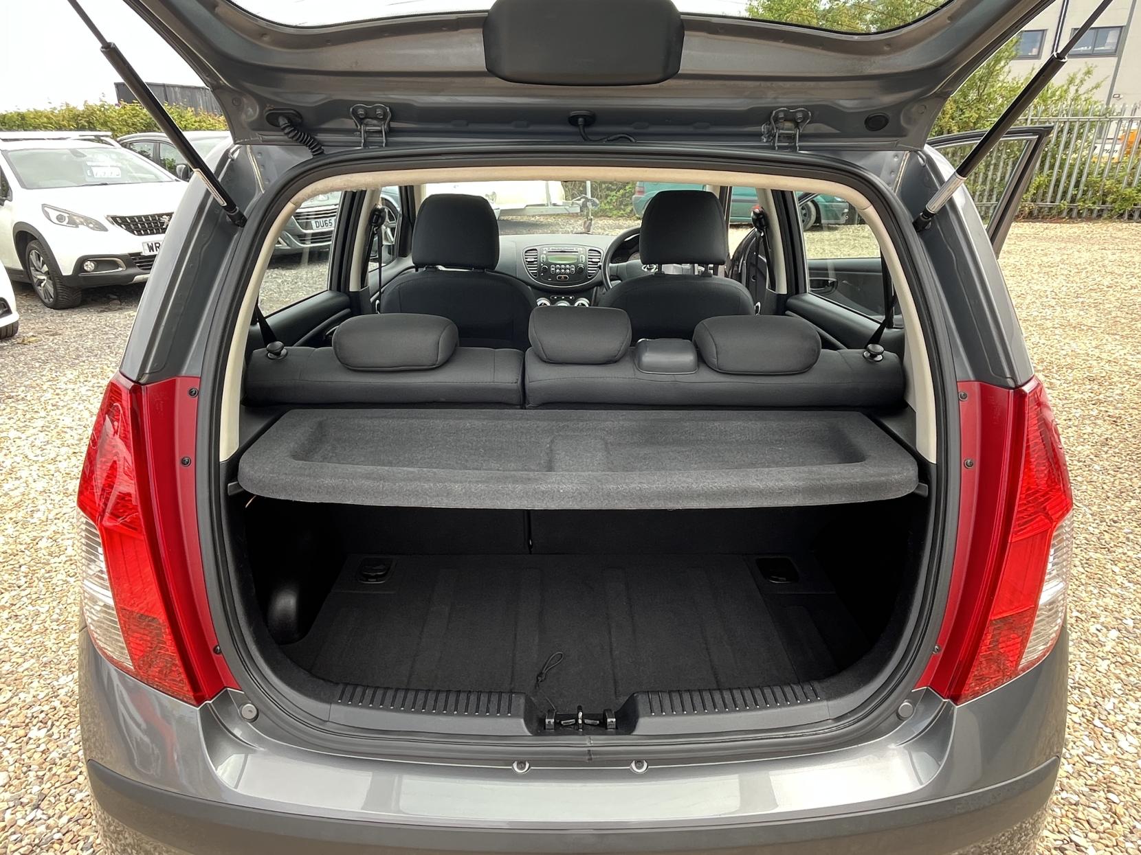 Hyundai i10 1.2 Comfort Hatchback 5dr Petrol Manual Euro 4 (77 bhp)