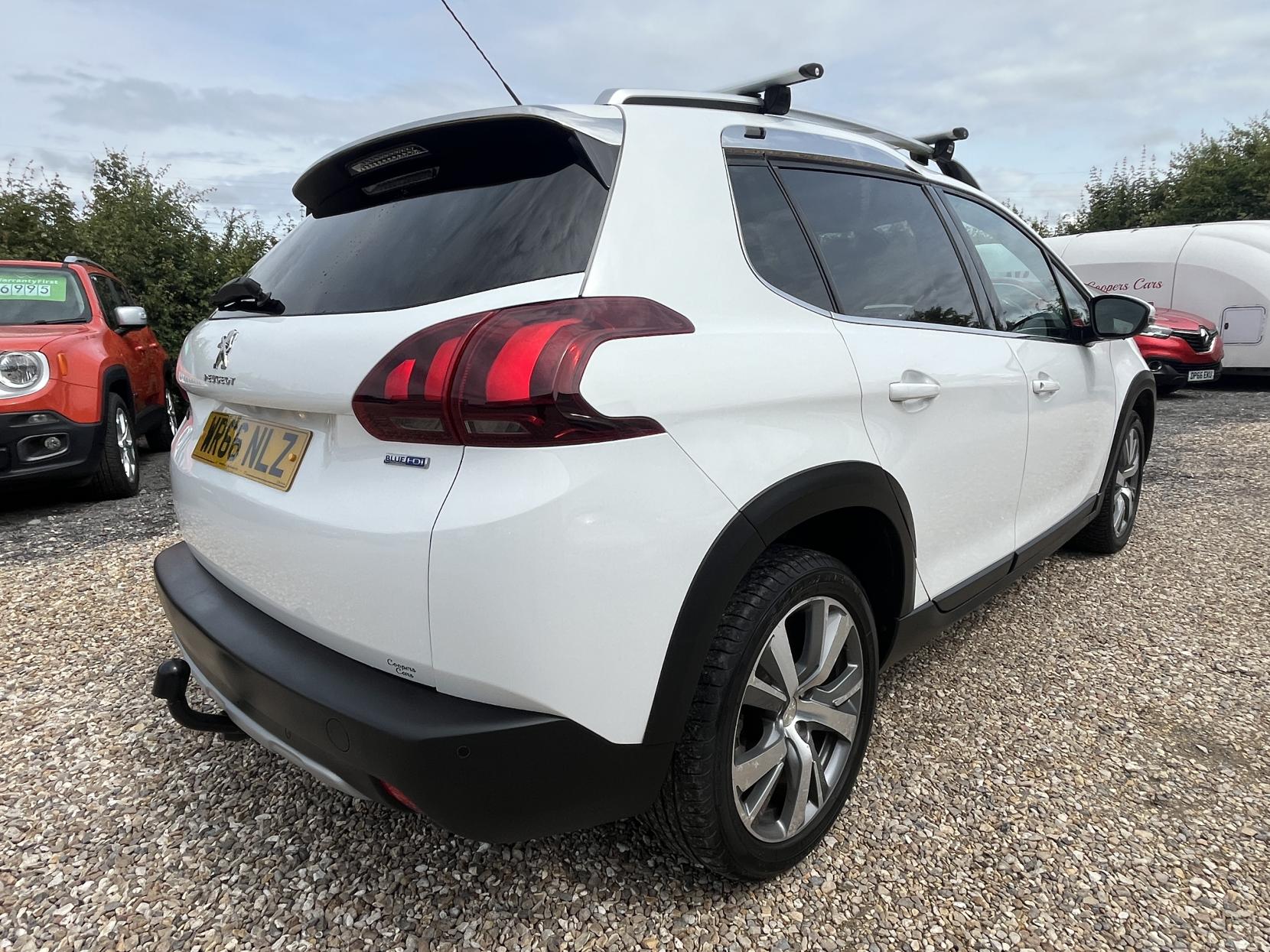 Peugeot 2008 1.6 BlueHDi Allure SUV 5dr Diesel Manual Euro 6 (100 ps)