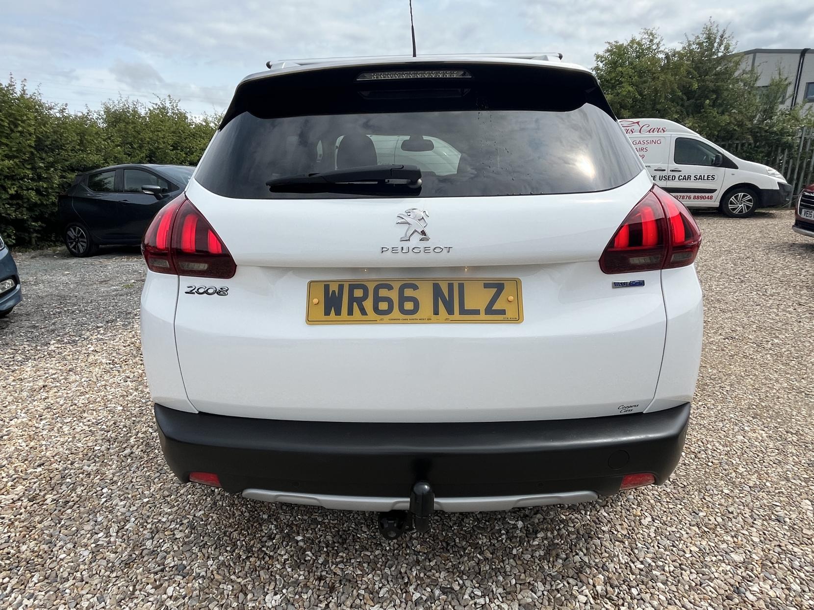 Peugeot 2008 1.6 BlueHDi Allure SUV 5dr Diesel Manual Euro 6 (100 ps)