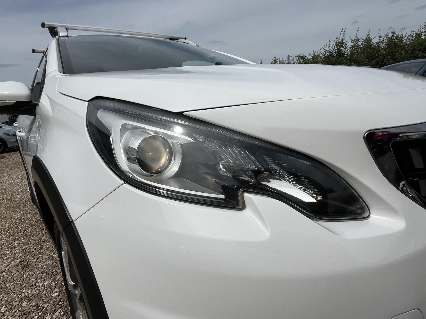 Peugeot 2008 1.6 BlueHDi Allure SUV 5dr Diesel Manual Euro 6 (100 ps)