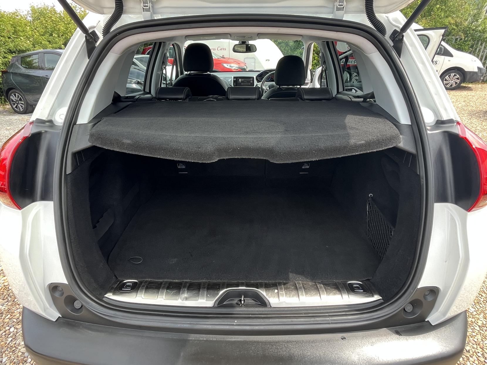 Peugeot 2008 1.6 BlueHDi Allure SUV 5dr Diesel Manual Euro 6 (100 ps)