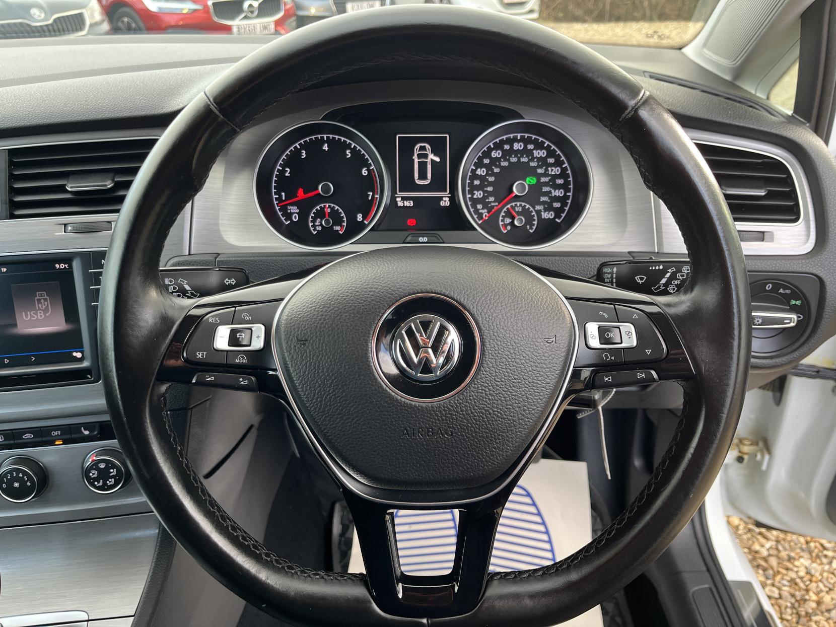 Volkswagen Golf 1.4 TSI BlueMotion Tech Match Edition Estate 5dr Petrol DSG Euro 6 (s/s) (125 ps)