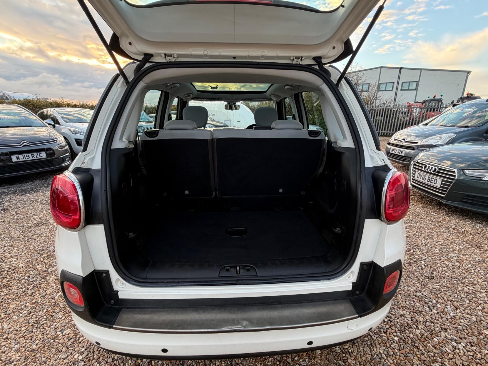 Fiat 500L 1.4 Pop Star MPV 5dr Petrol Manual Euro 6 (95 bhp)