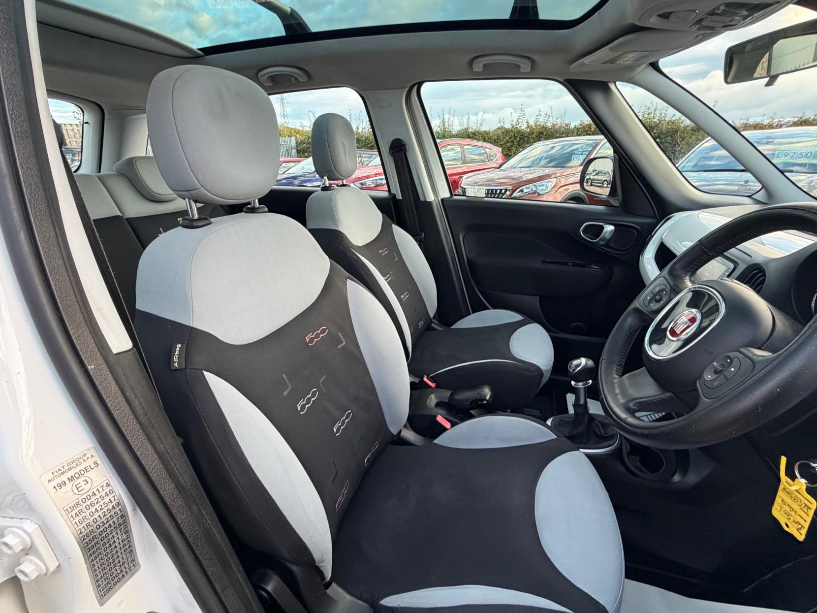 Fiat 500L 1.4 Pop Star MPV 5dr Petrol Manual Euro 6 (95 bhp)