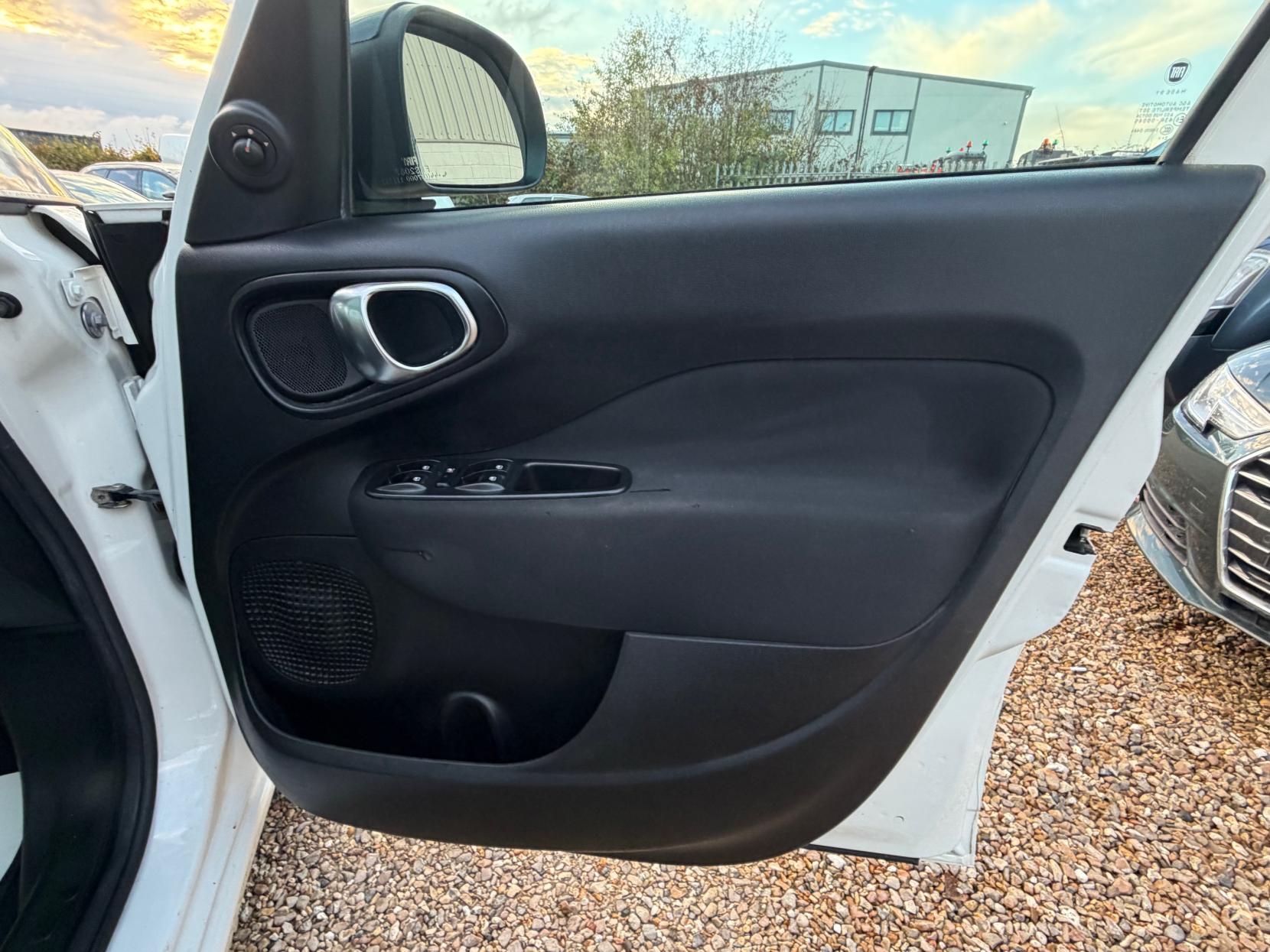 Fiat 500L 1.4 Pop Star MPV 5dr Petrol Manual Euro 6 (95 bhp)