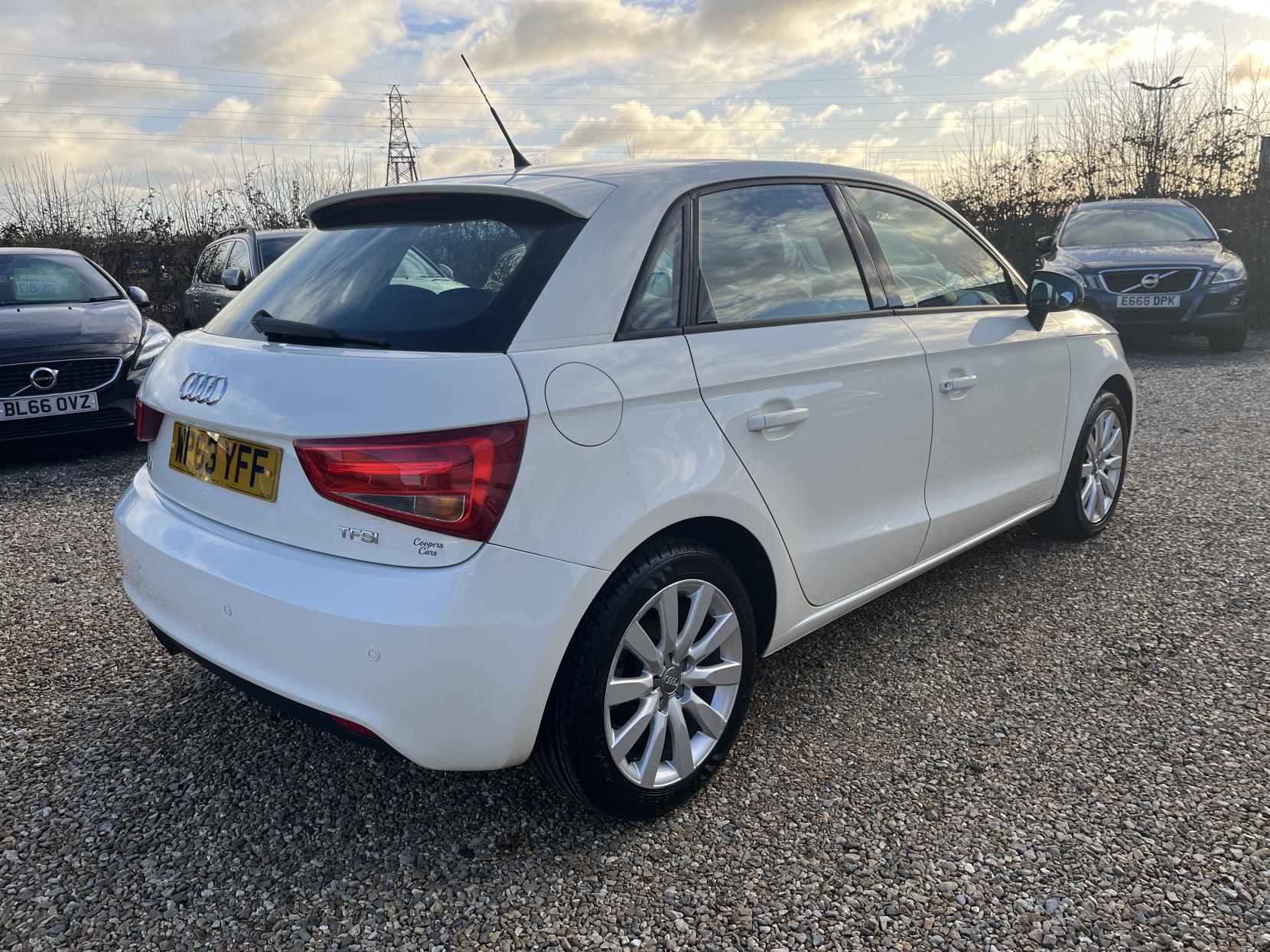 Audi A1 1.4 TFSI Sport Sportback 5dr Petrol S Tronic Euro 5 (s/s) (122 ps)