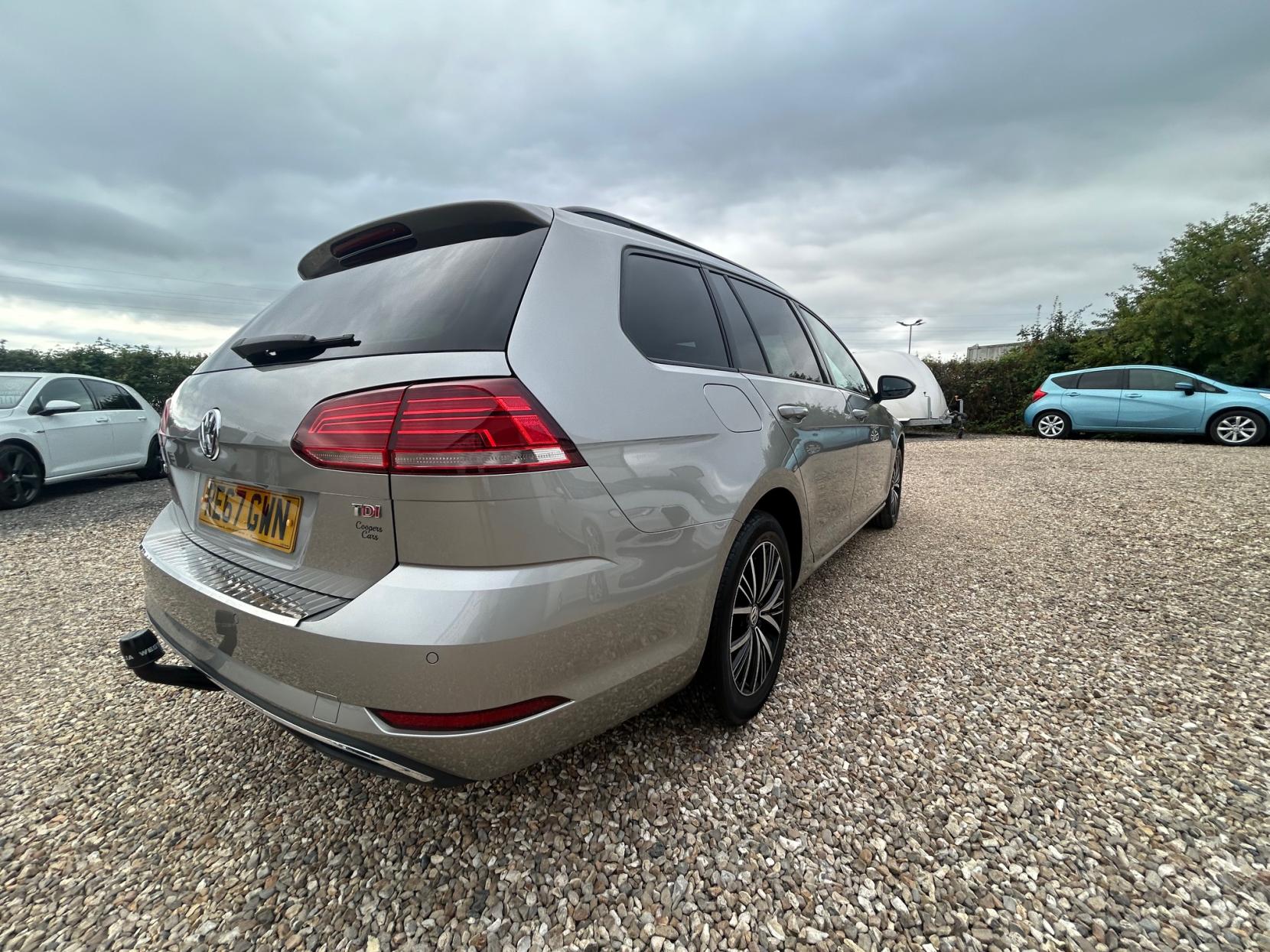 Volkswagen Golf 1.6 TDI SE Nav Estate 5dr Diesel Manual Euro 6 (s/s) (115 ps)