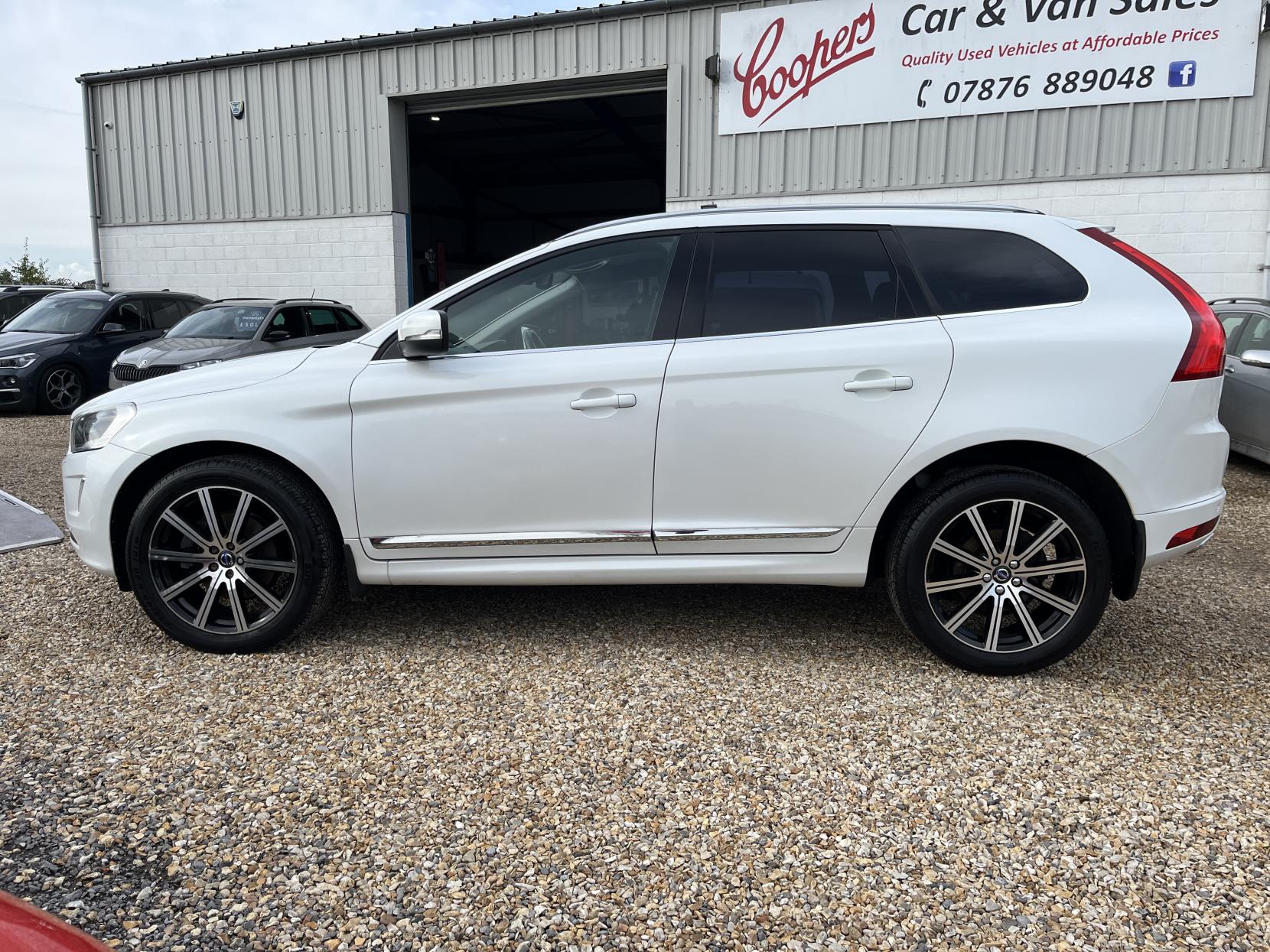 Volvo XC60 2.0 D4 SE Lux Nav SUV 5dr Diesel Manual Euro 6 (s/s) (190 ps)