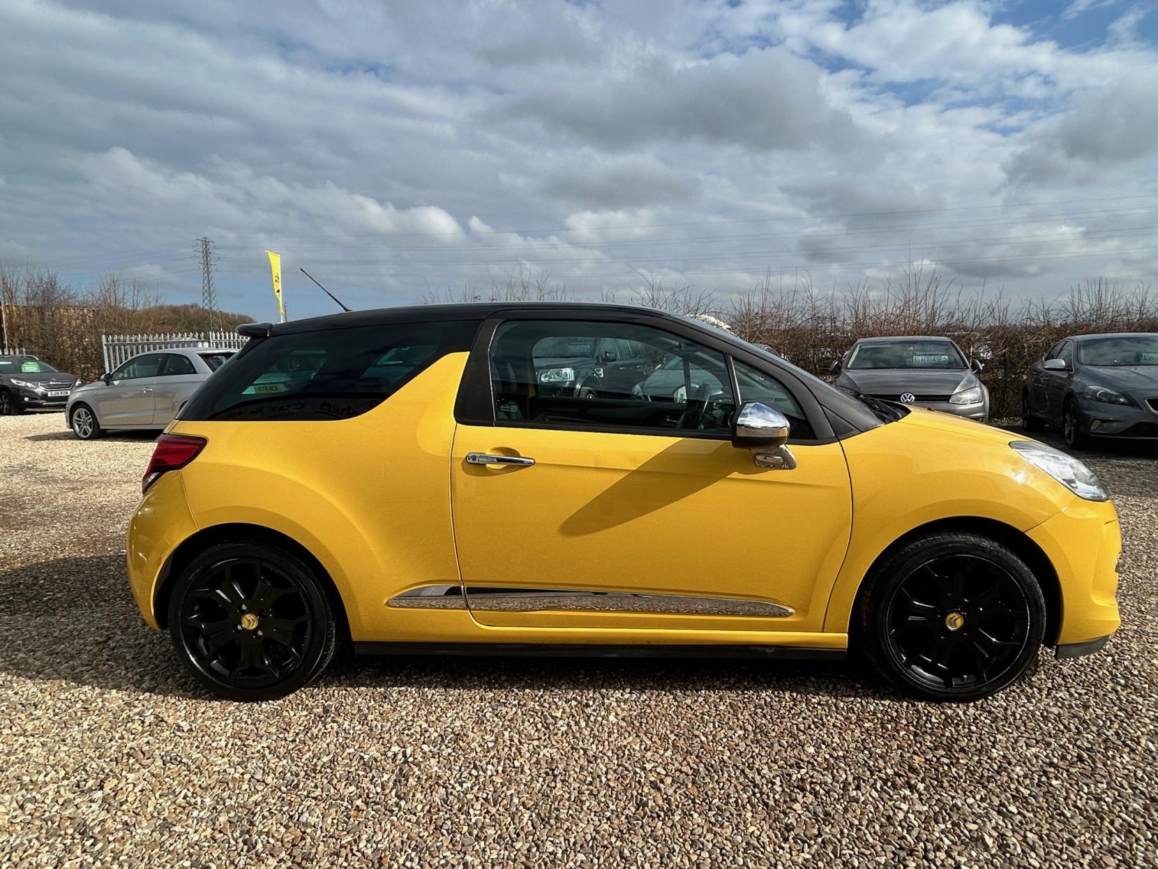 Citroen DS3 1.6 HDi DSport Plus Hatchback 3dr Diesel Manual Euro 5 (110 ps)