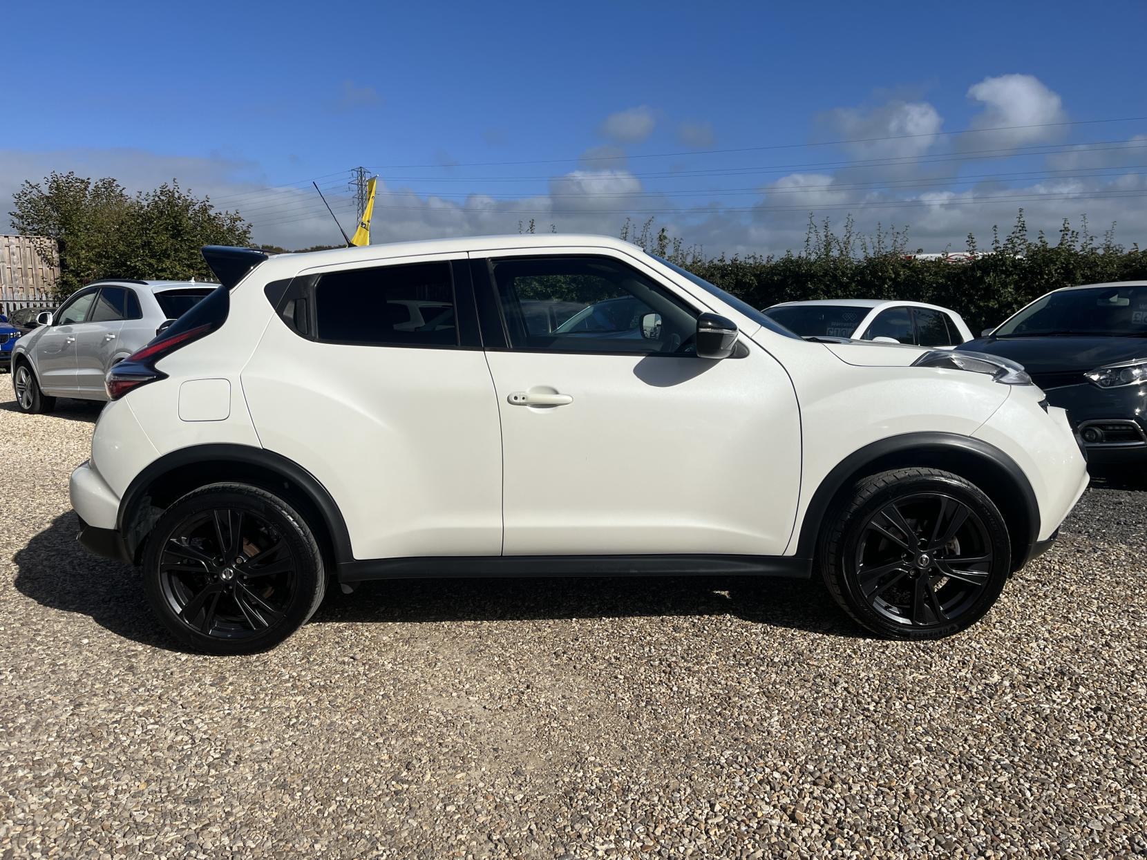 Nissan Juke 1.5 dCi N-Connecta SUV 5dr Diesel Manual Euro 6 (s/s) (110 ps)