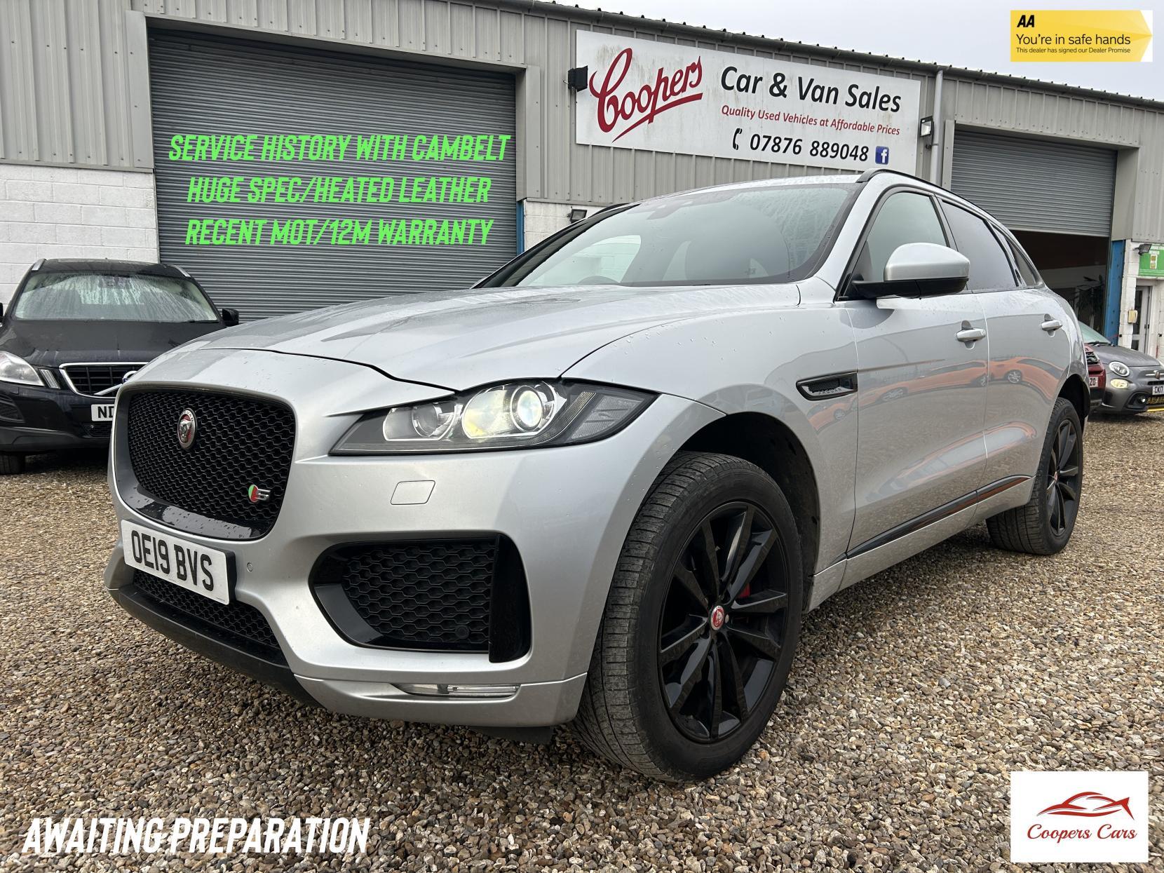 Jaguar F-PACE 3.0 D300 V6 S SUV 5dr Diesel Auto AWD Euro 6 (s/s) (300 ps)