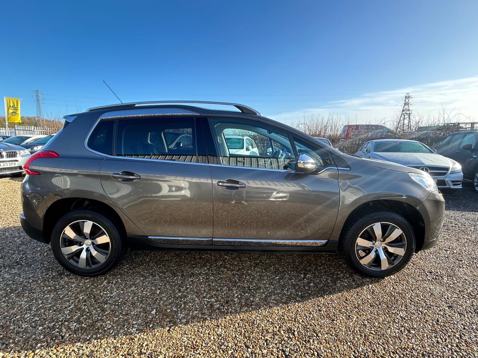 Peugeot 2008 1.6 e-HDi Allure SUV 5dr Diesel Manual Euro 5 (s/s) (92 ps)