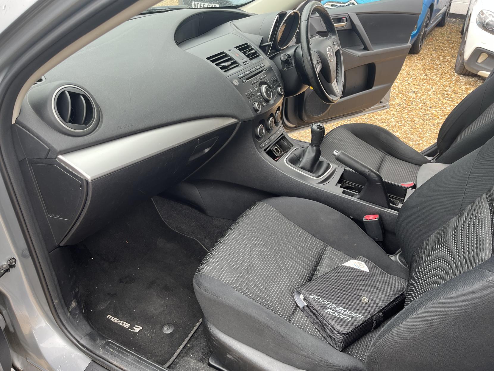 Mazda Mazda3 1.6 Tamura Hatchback 5dr Petrol Manual Euro 5 (105 ps)
