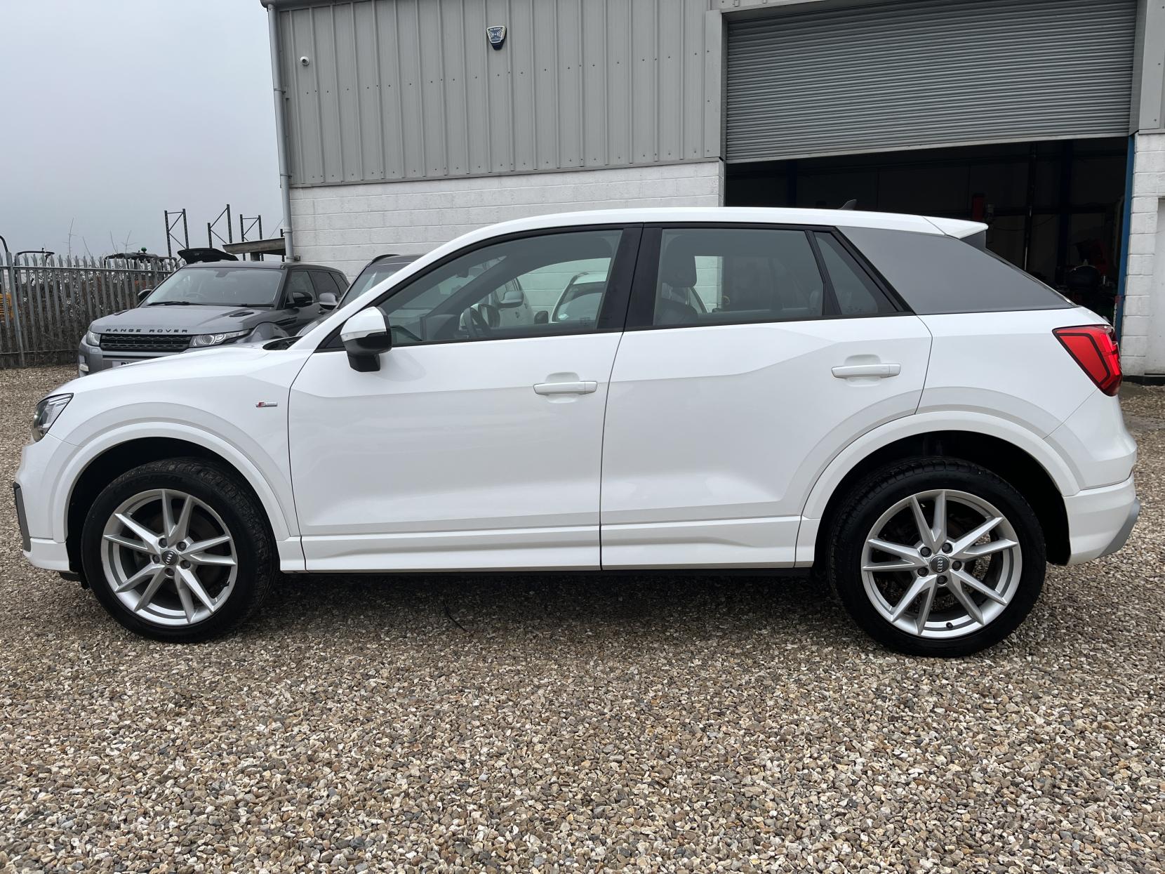 Audi Q2 1.6 TDI 30 S line SUV 5dr Diesel Manual Euro 6 (s/s) (116 ps)