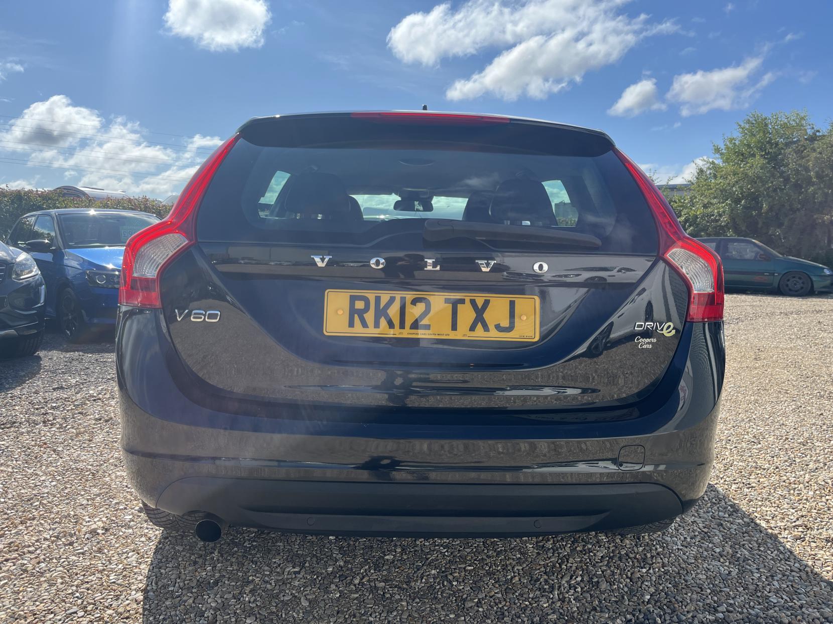 Volvo V60 1.6D DRIVe SE Estate 5dr Diesel Manual Euro 5 (s/s) (115 ps)