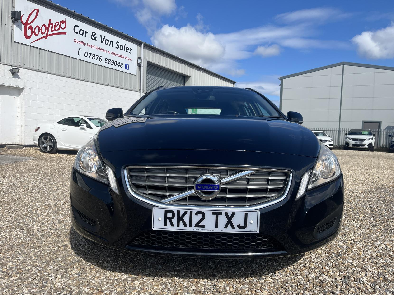 Volvo V60 1.6D DRIVe SE Estate 5dr Diesel Manual Euro 5 (s/s) (115 ps)