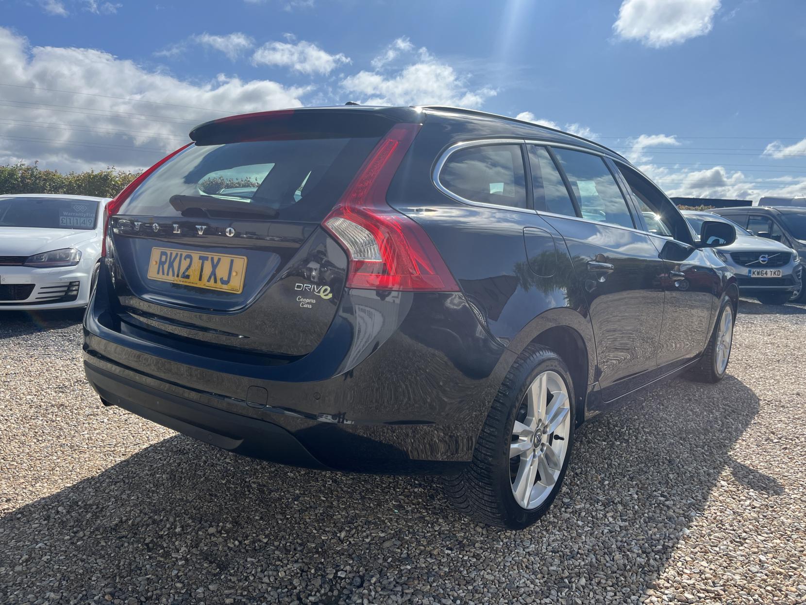 Volvo V60 1.6D DRIVe SE Estate 5dr Diesel Manual Euro 5 (s/s) (115 ps)